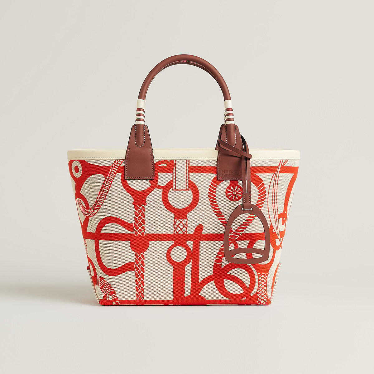 Steeple 25 bag