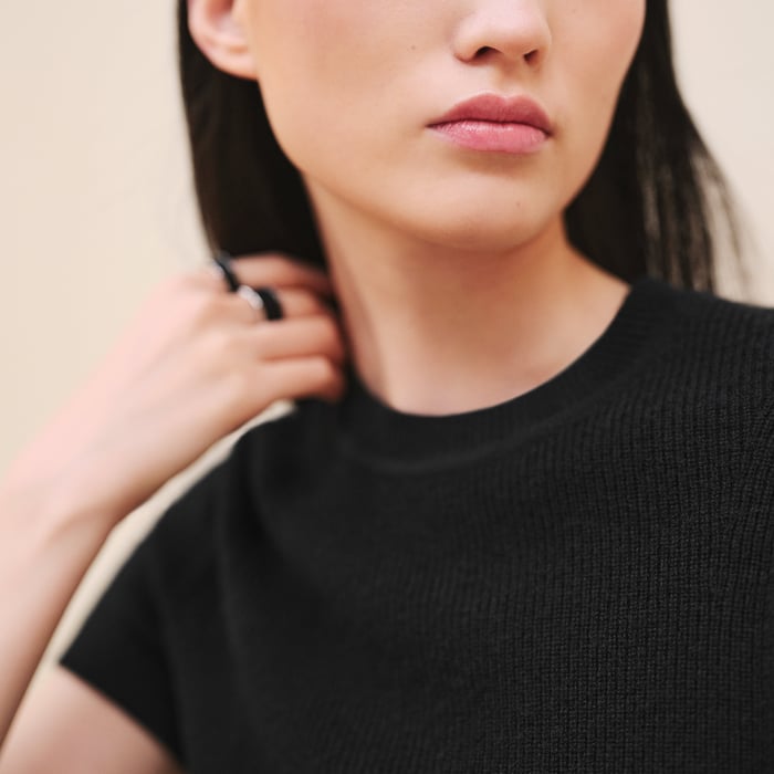 Noir Cashmere Short-sleeve Sweater
