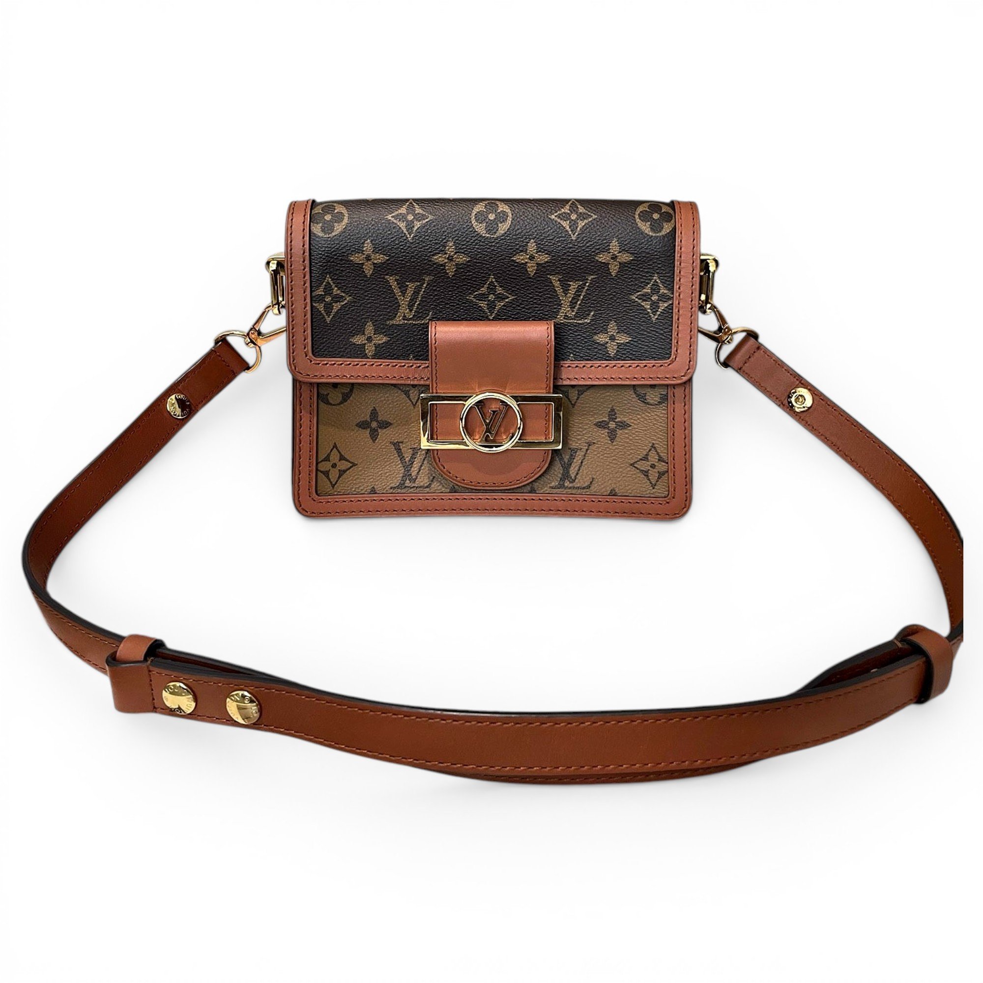 Dauphine leather handbag
