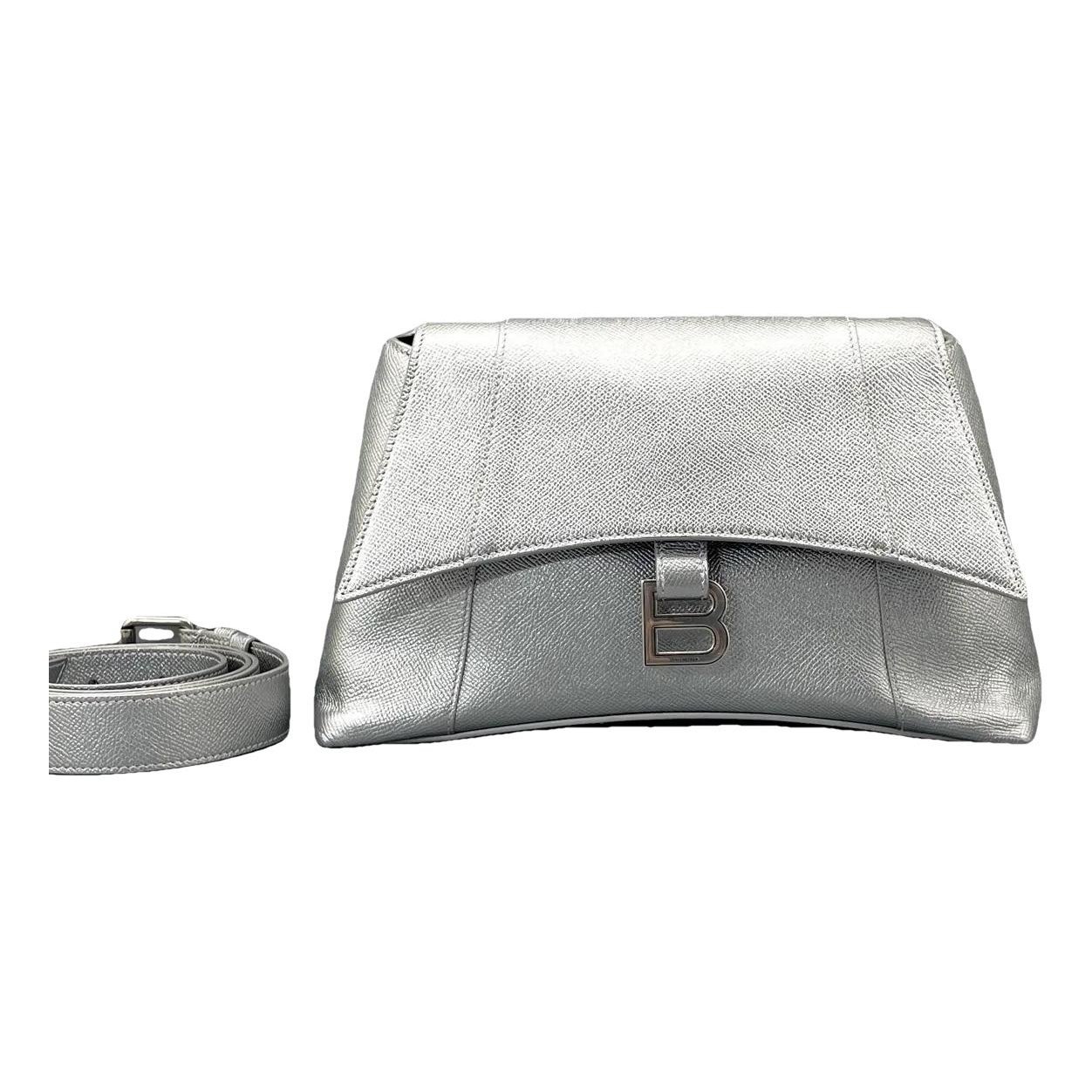 Crush leather handbag