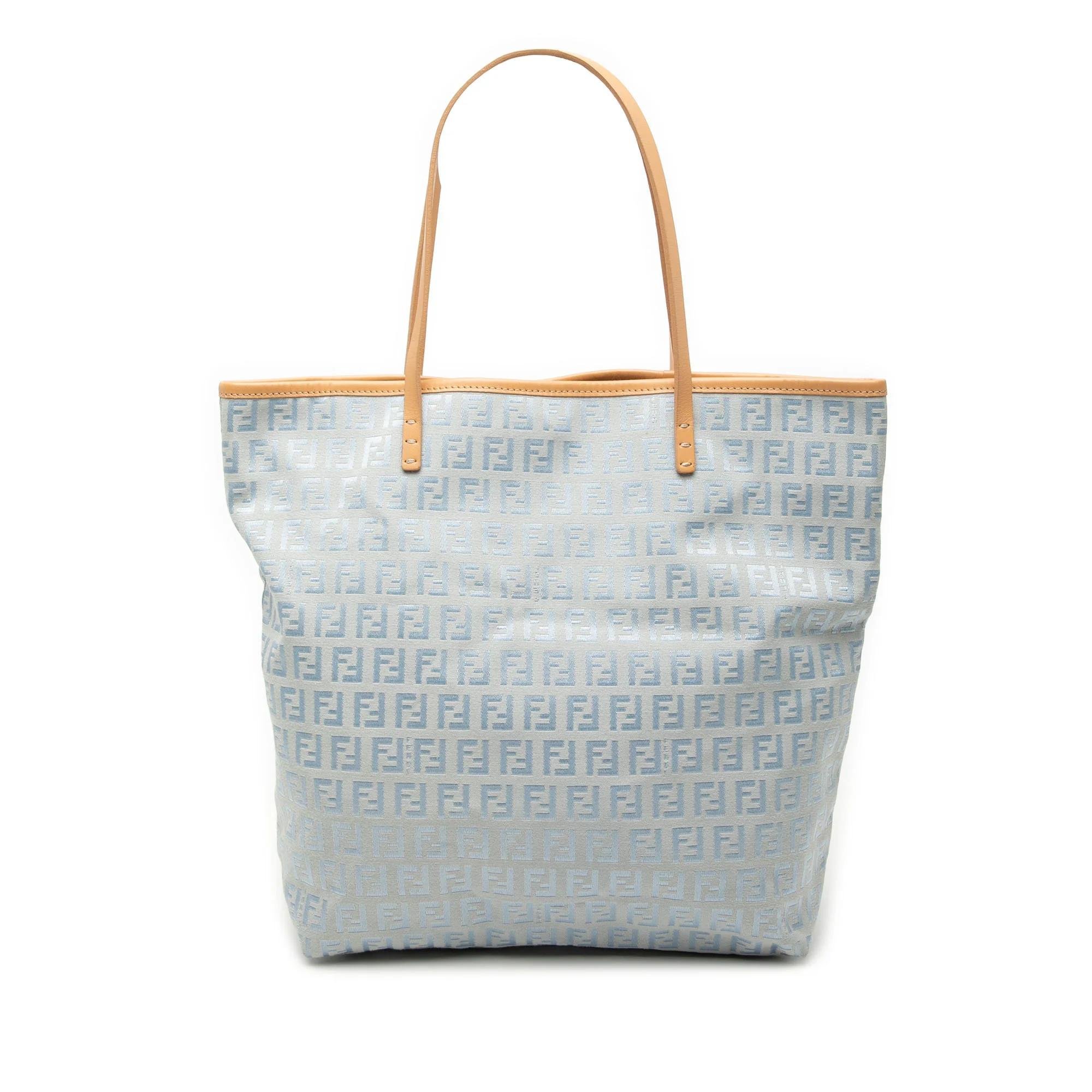Pocket leather tote