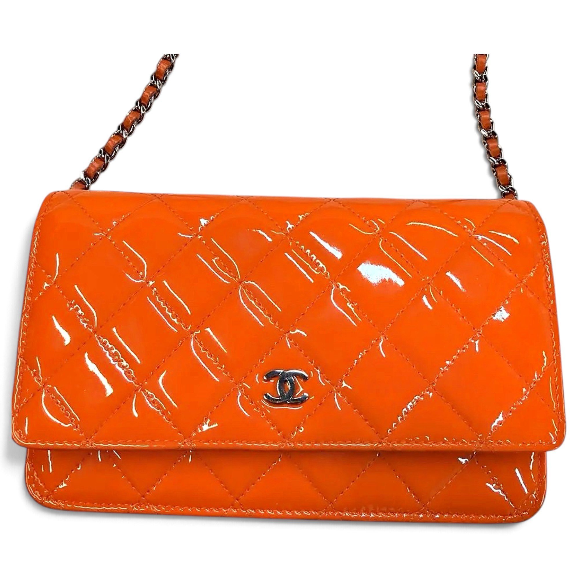 Wallet On Chain Timeless/Classique patent leather crossbody bag