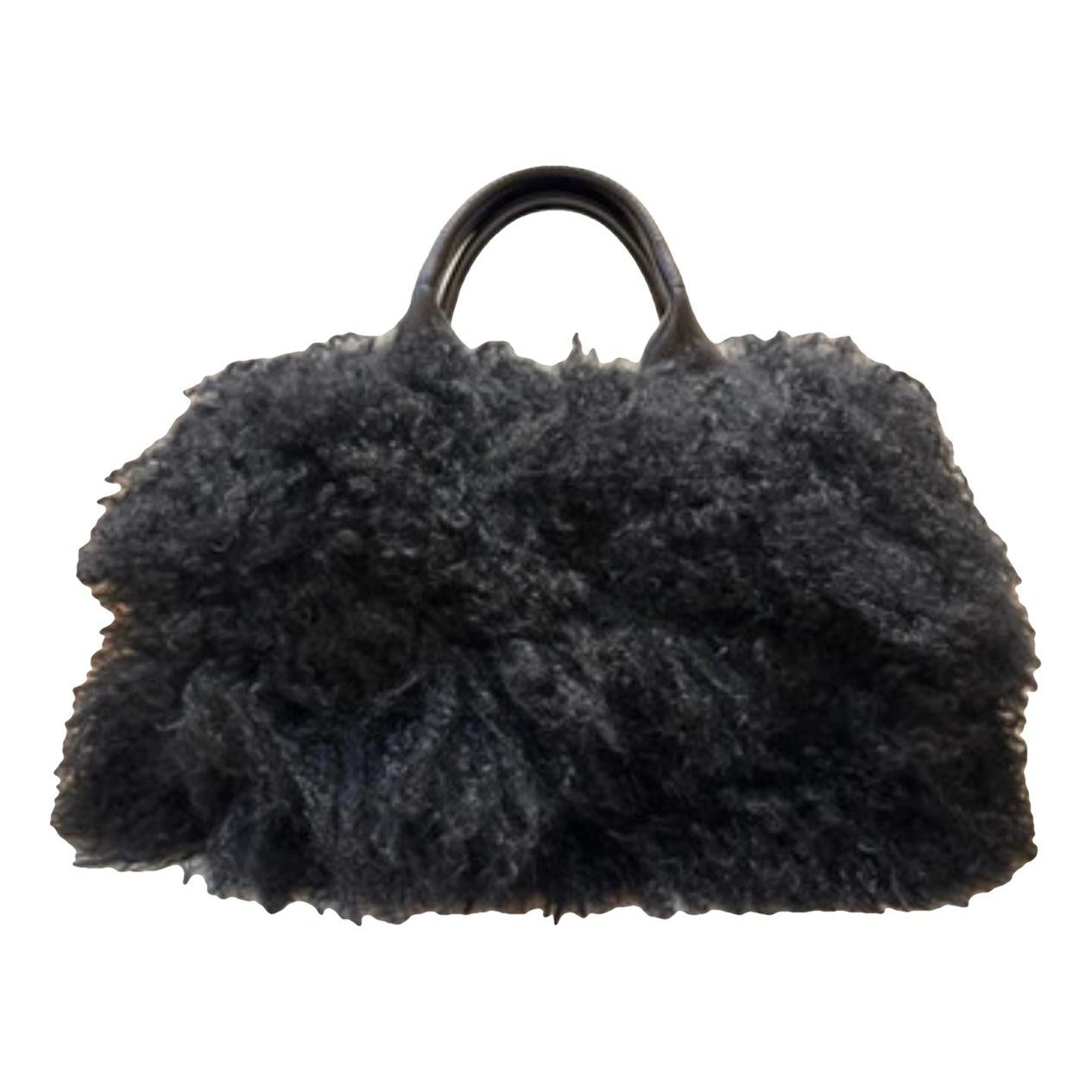 Leather tote