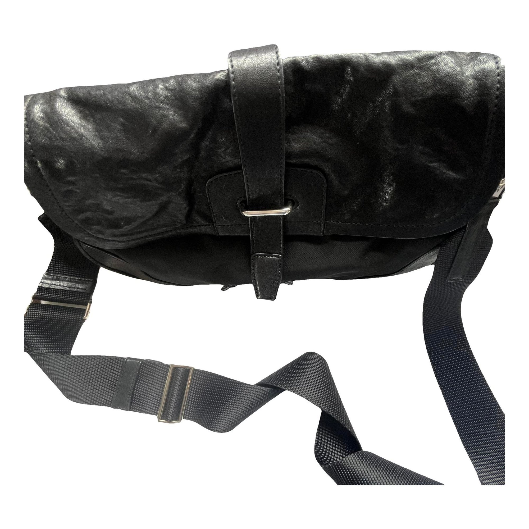 Leather bag