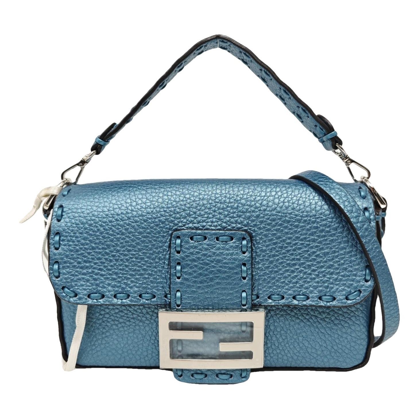 Baguette leather handbag