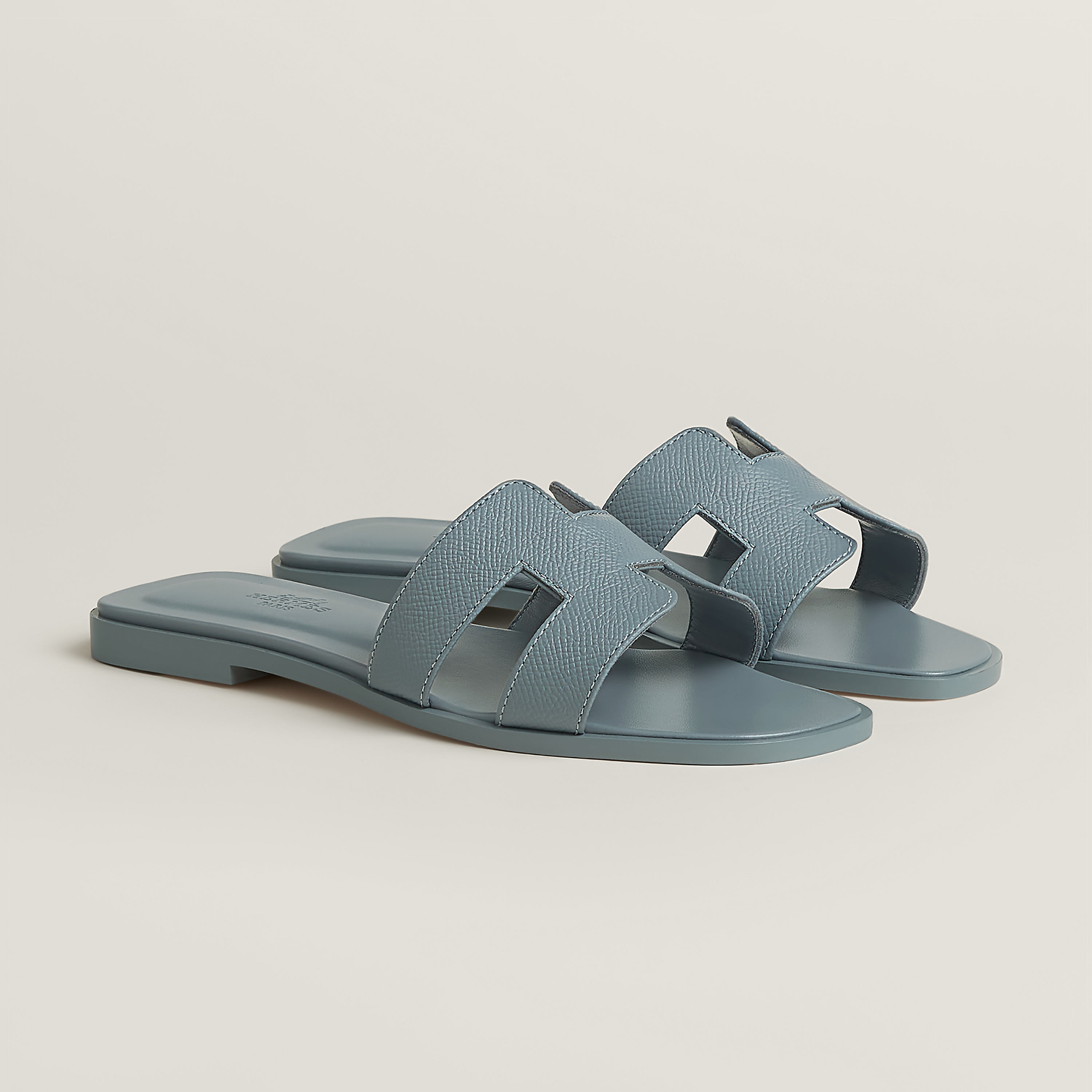 Oran sandal