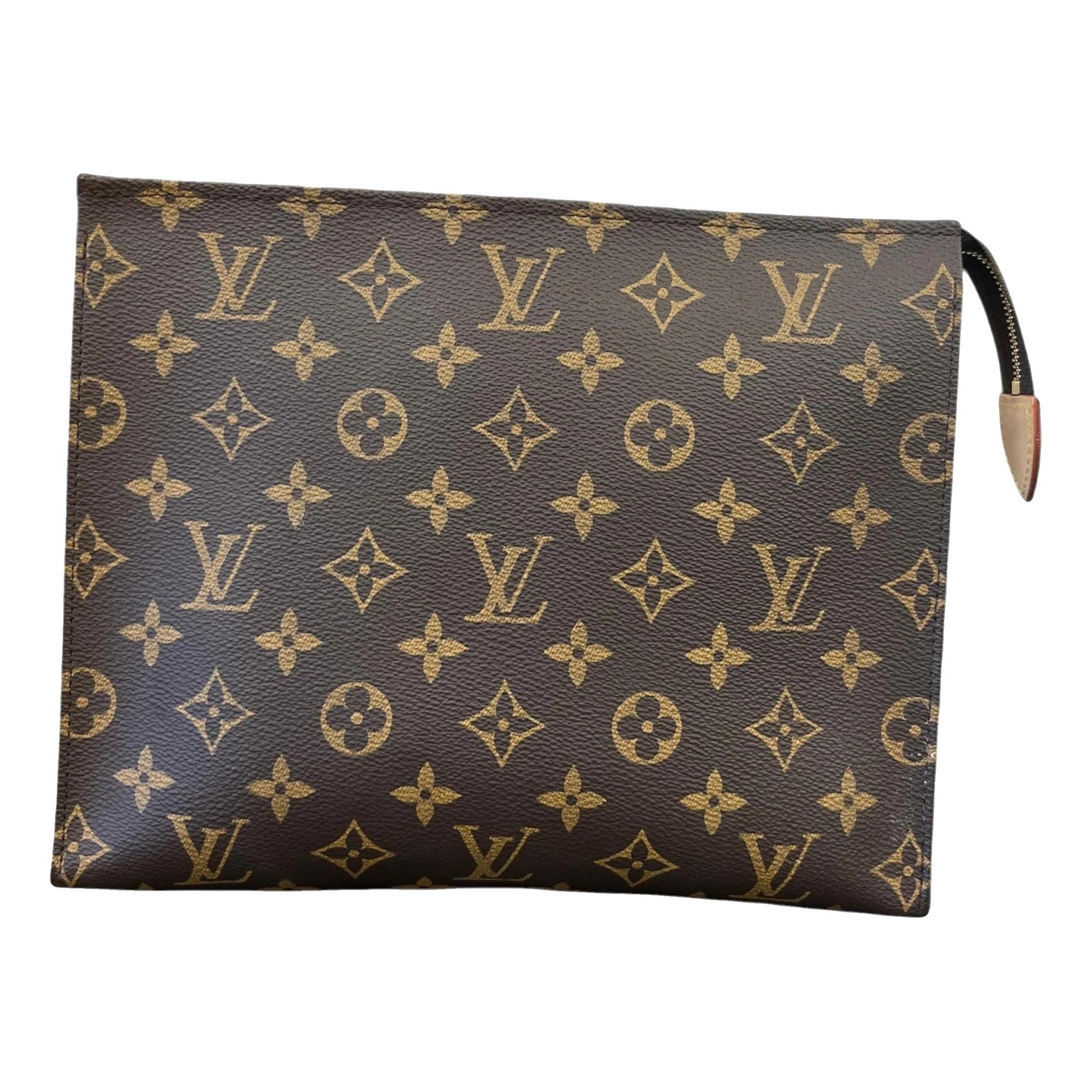 Leather vanity case