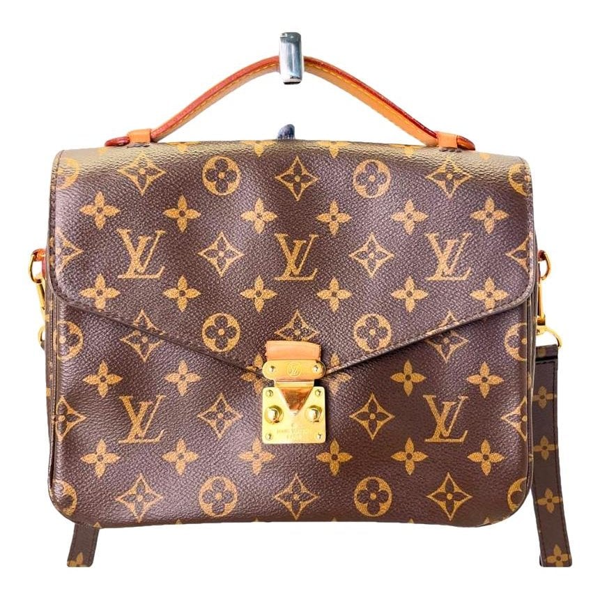 Leather clutch bag