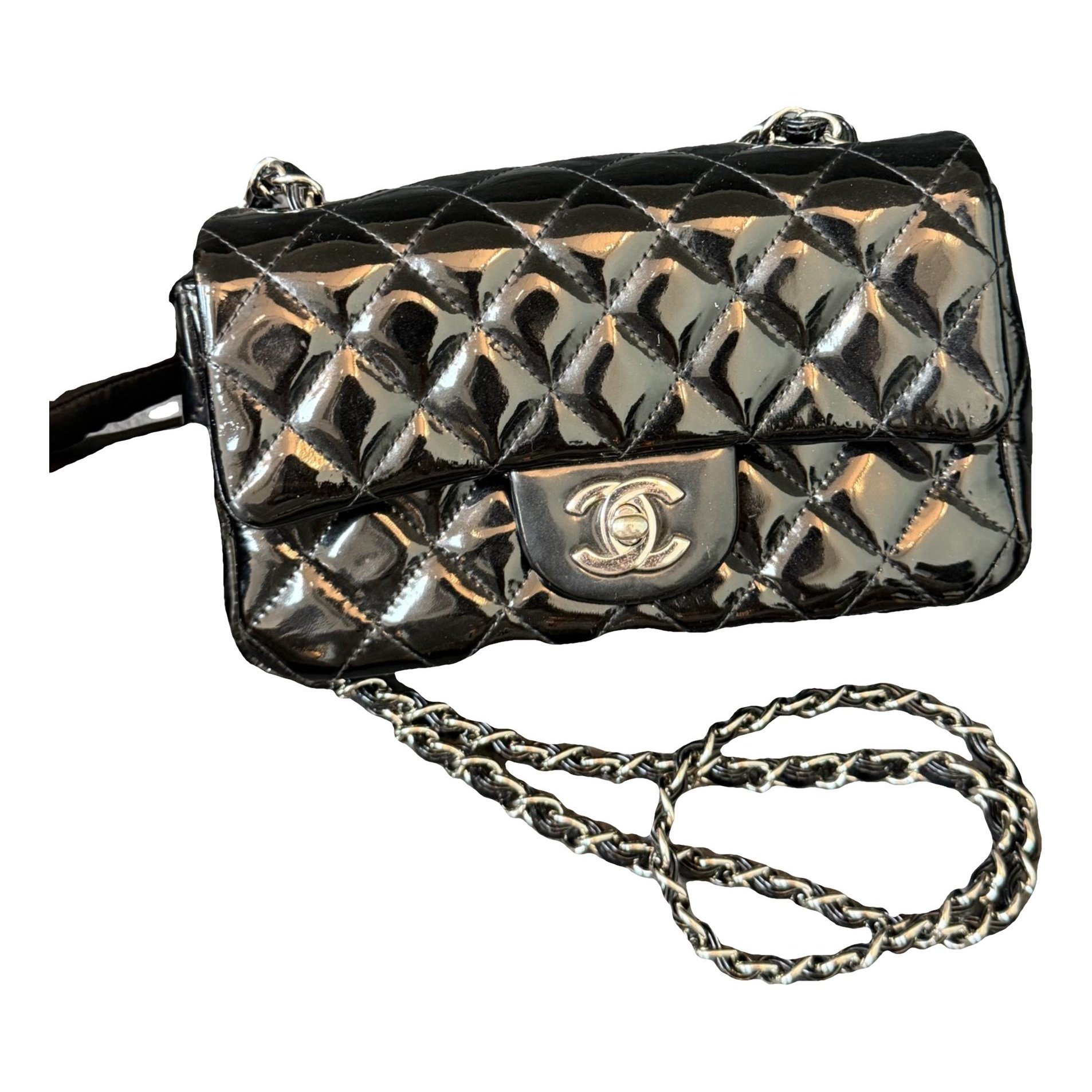 Timeless/Classique patent leather crossbody bag