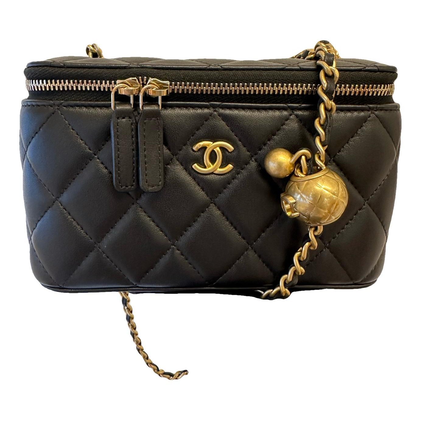 Trendy CC Vanity leather handbag