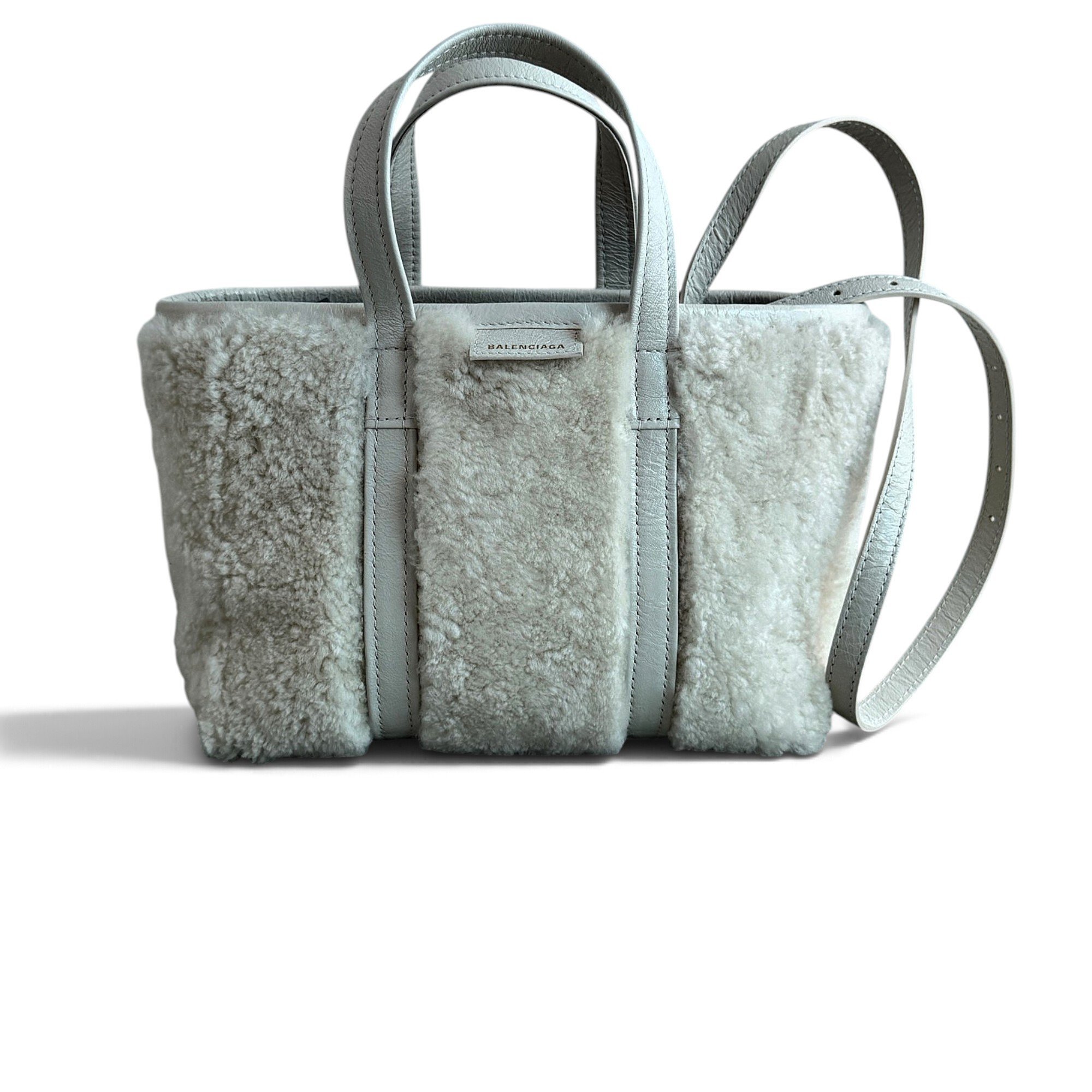 Leather tote