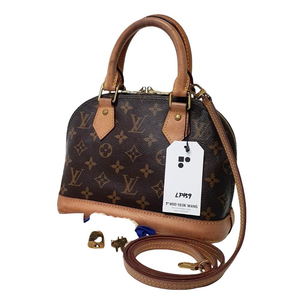 Leather handbag