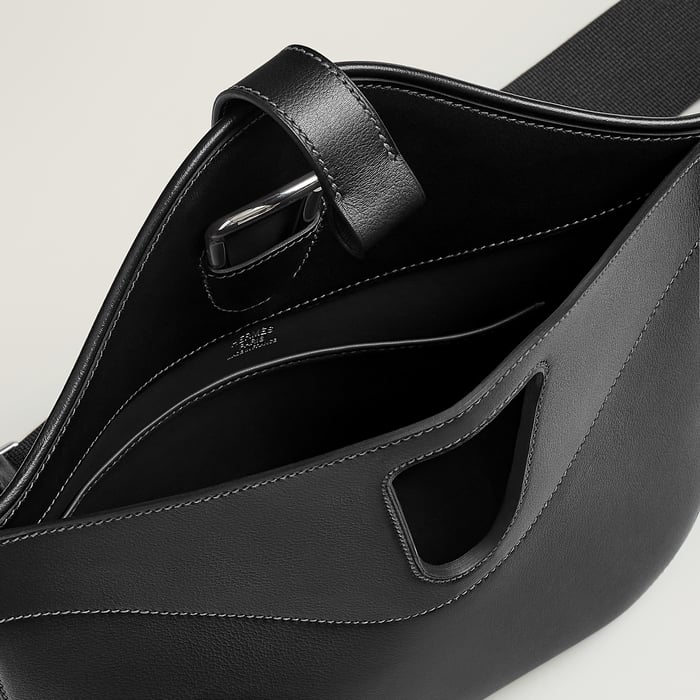 Noir Messenger Attelage Bag