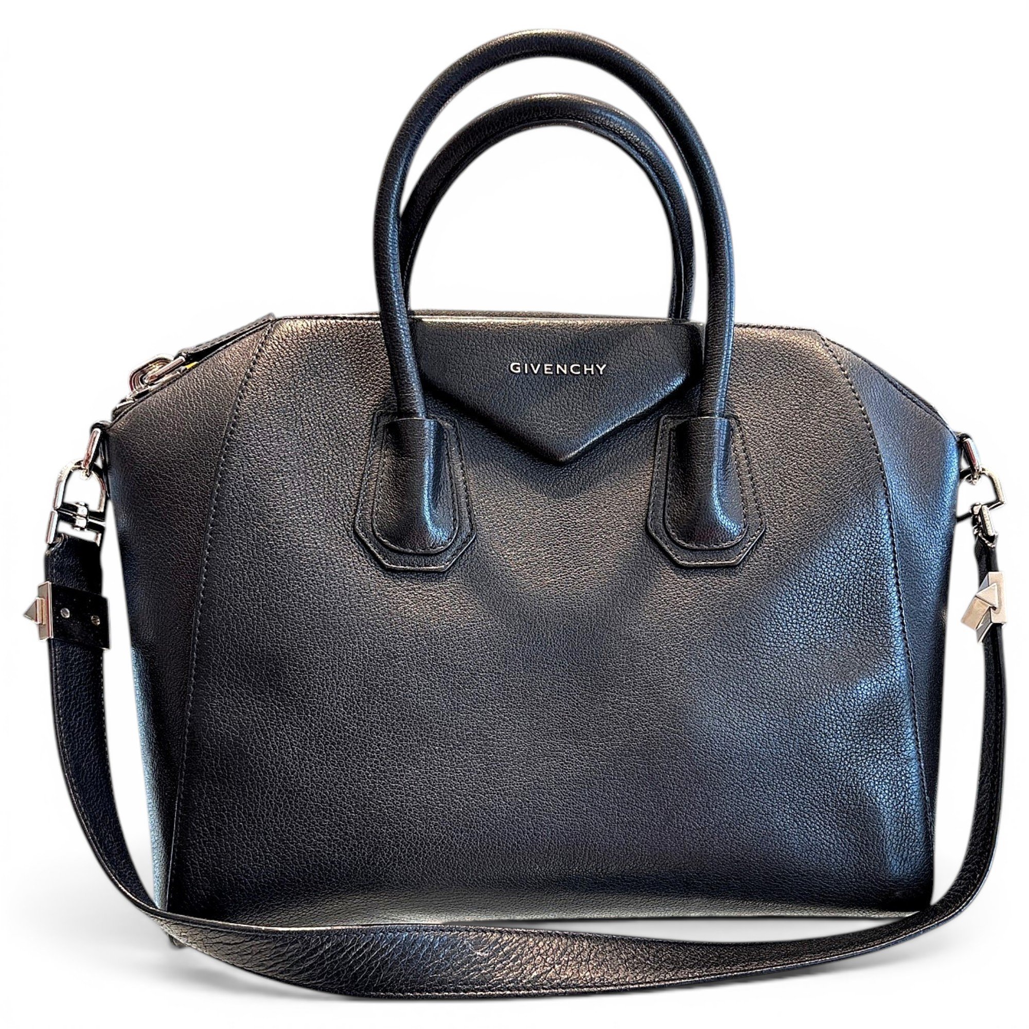 Givenchy Antigona leather handbag