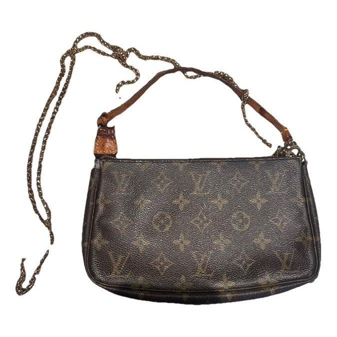 Pochette Accessoire leather handbag
