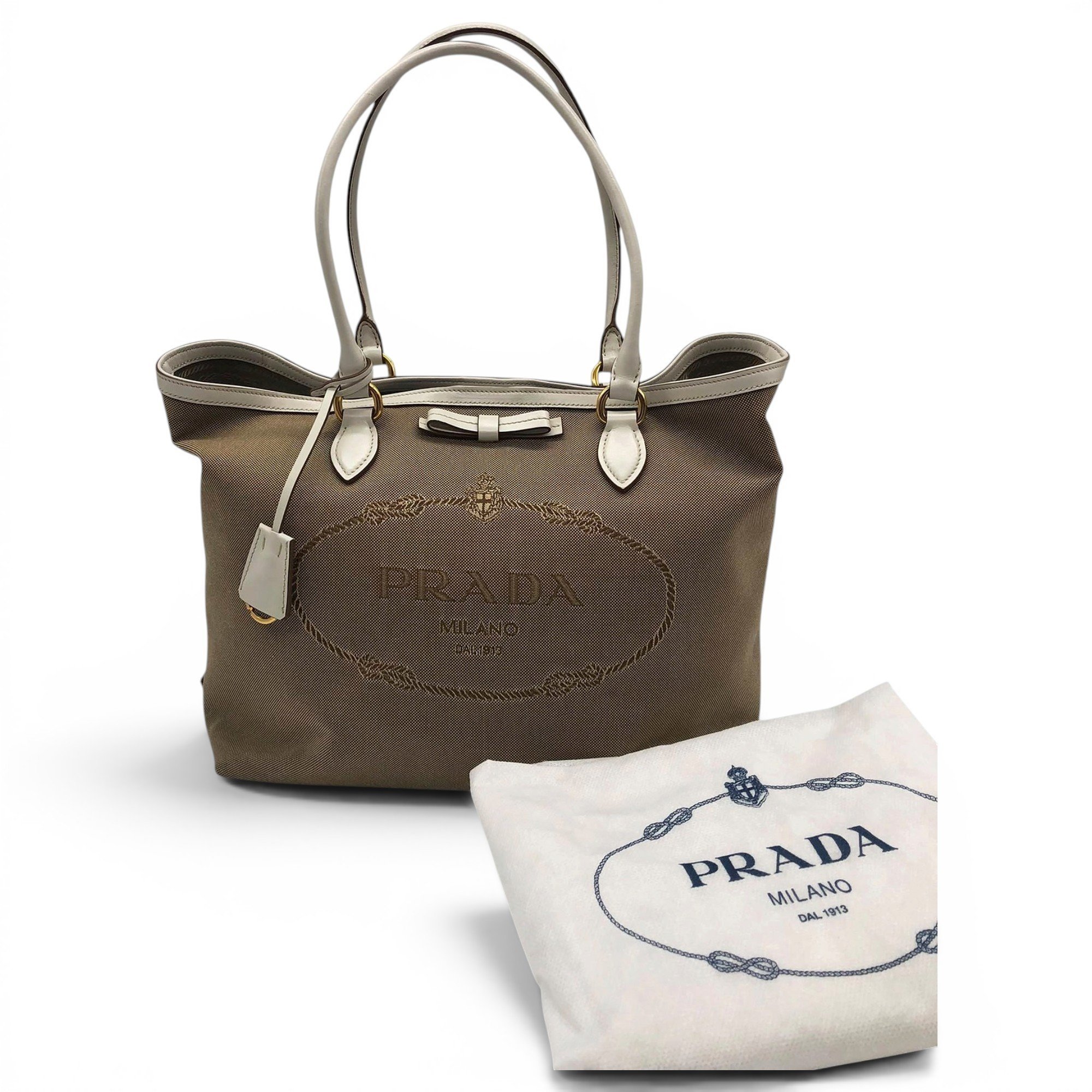 Buckle cloth handbag