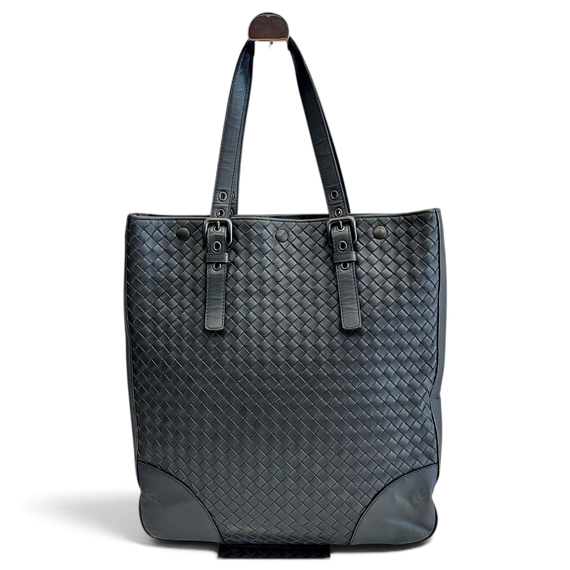 Leather tote