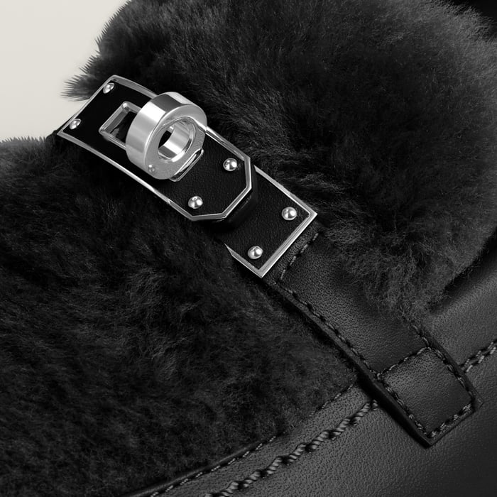 Noir Icone Loafer