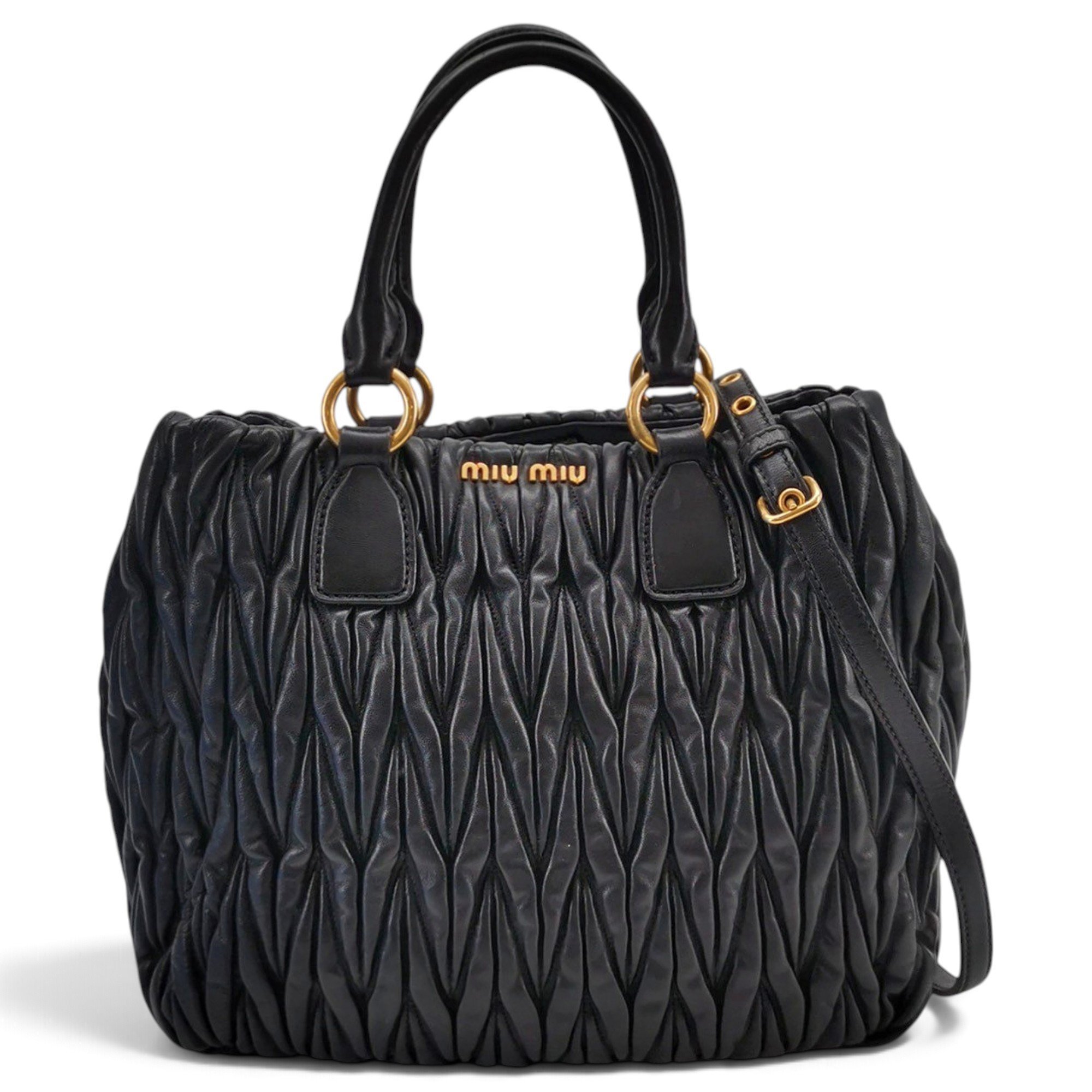 Matelassé leather handbag