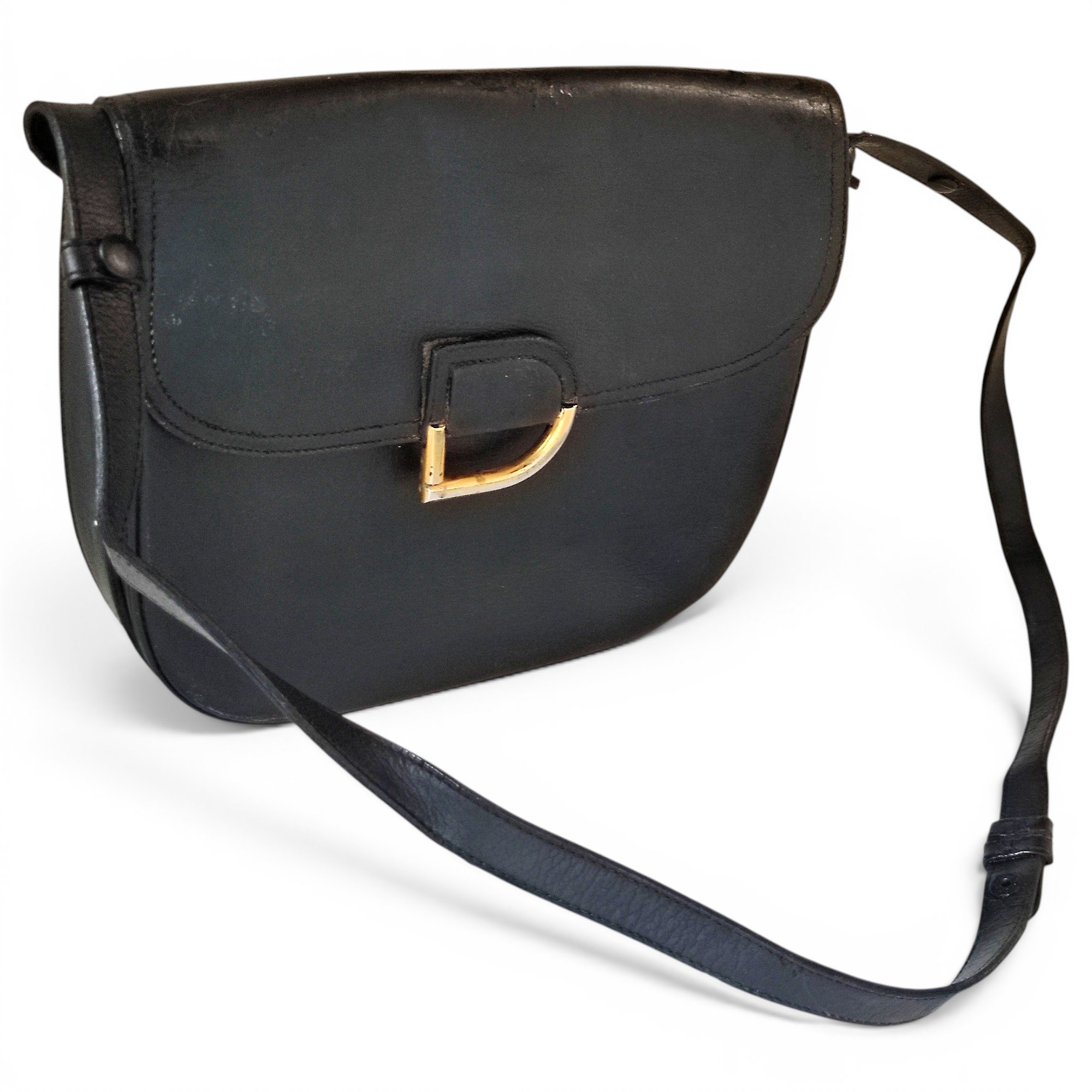 D to D leather handbag