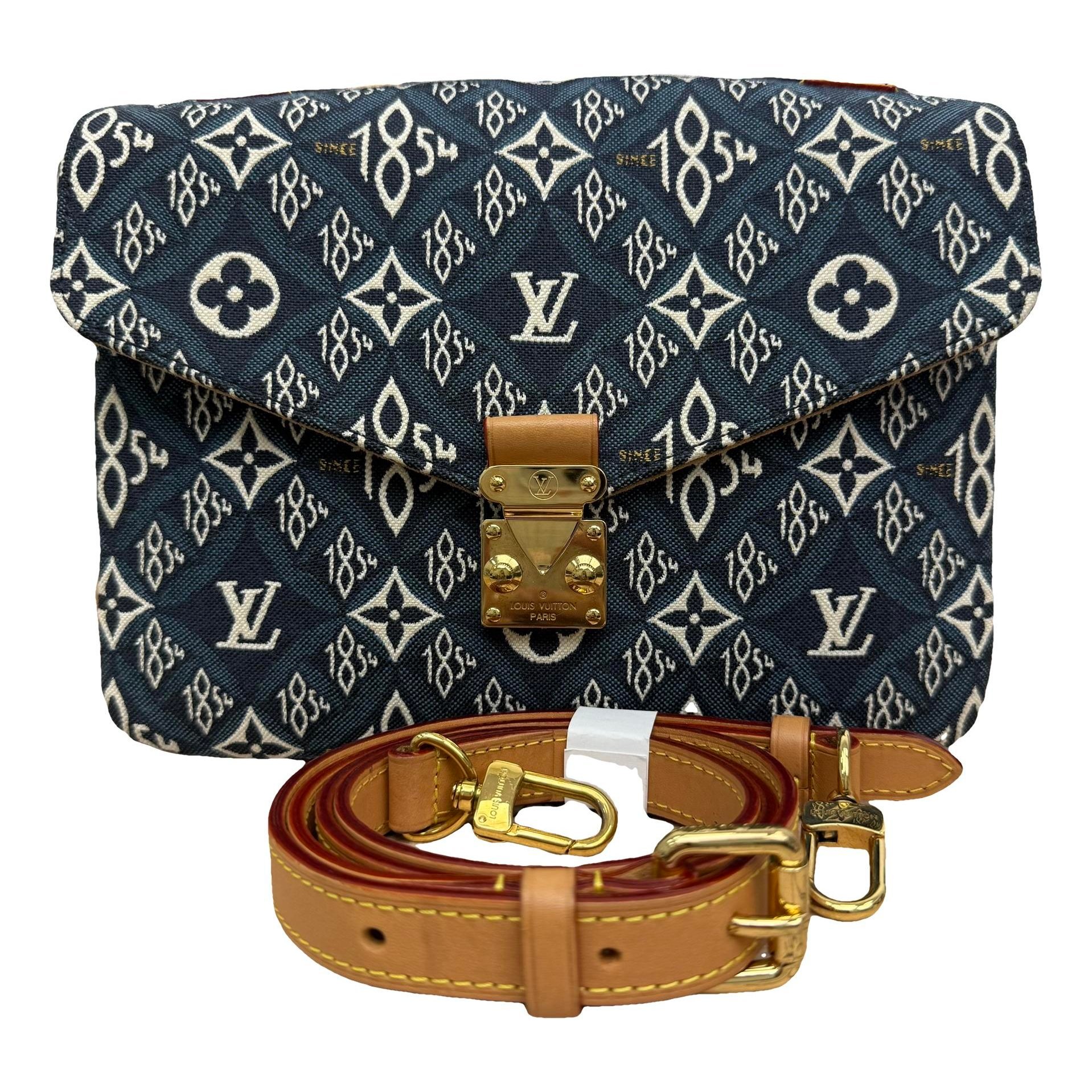 Metis cloth handbag