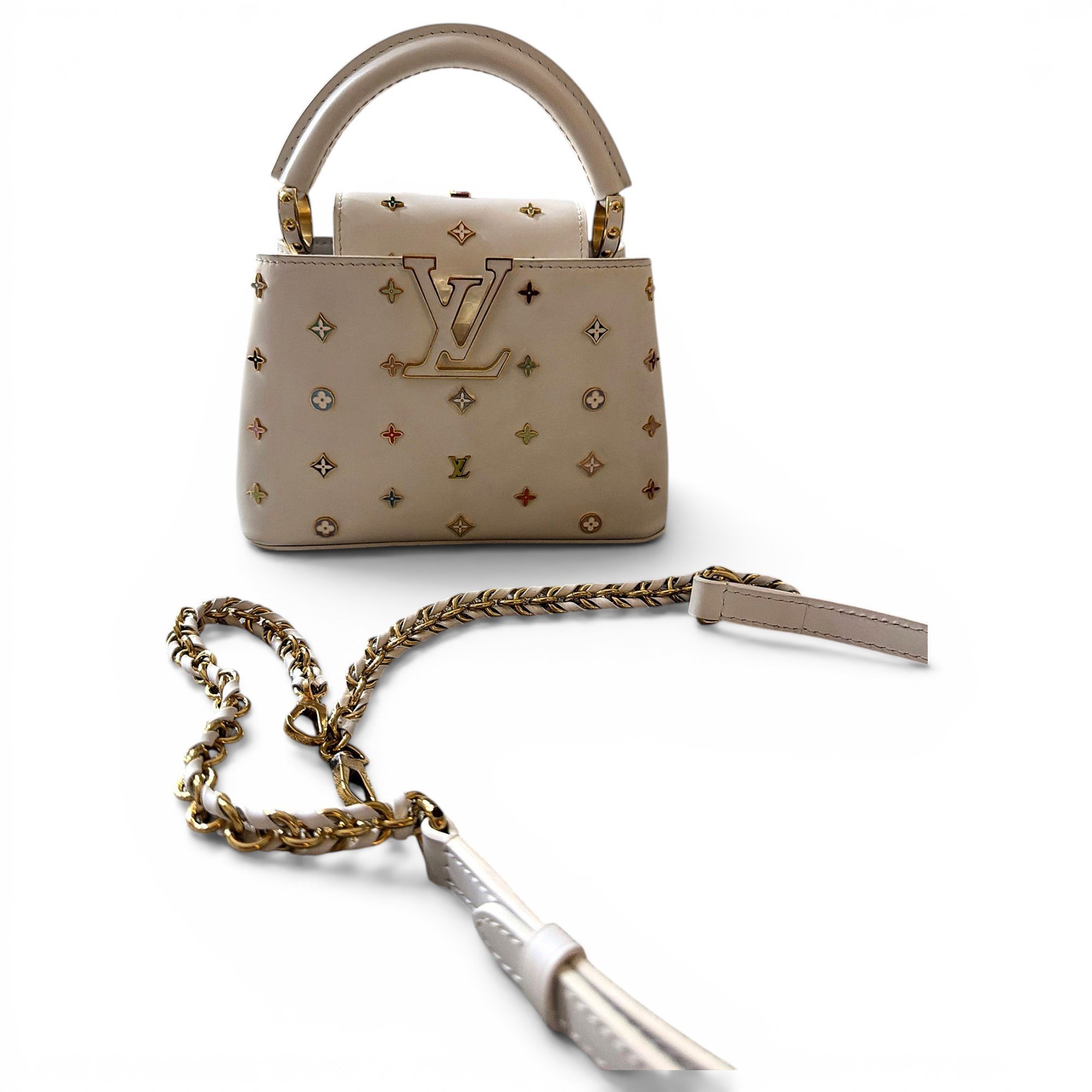Capucines leather handbag