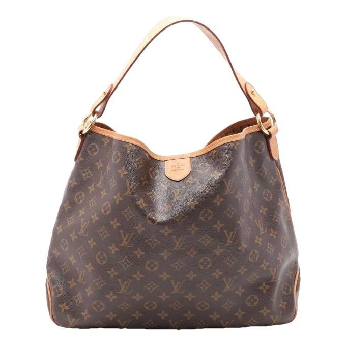 Delightful leather handbag