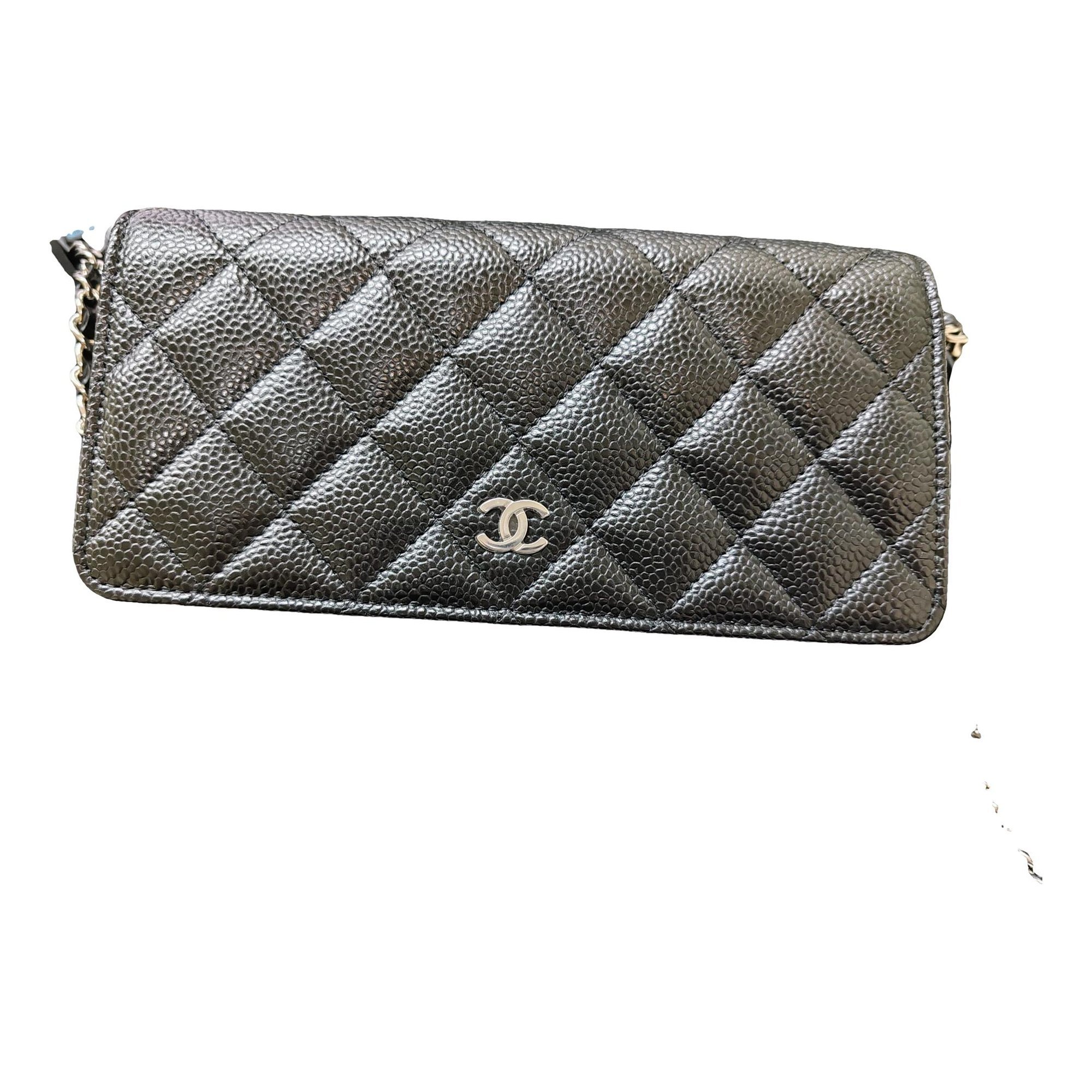 Wallet On Chain Chanel 19 leather bag