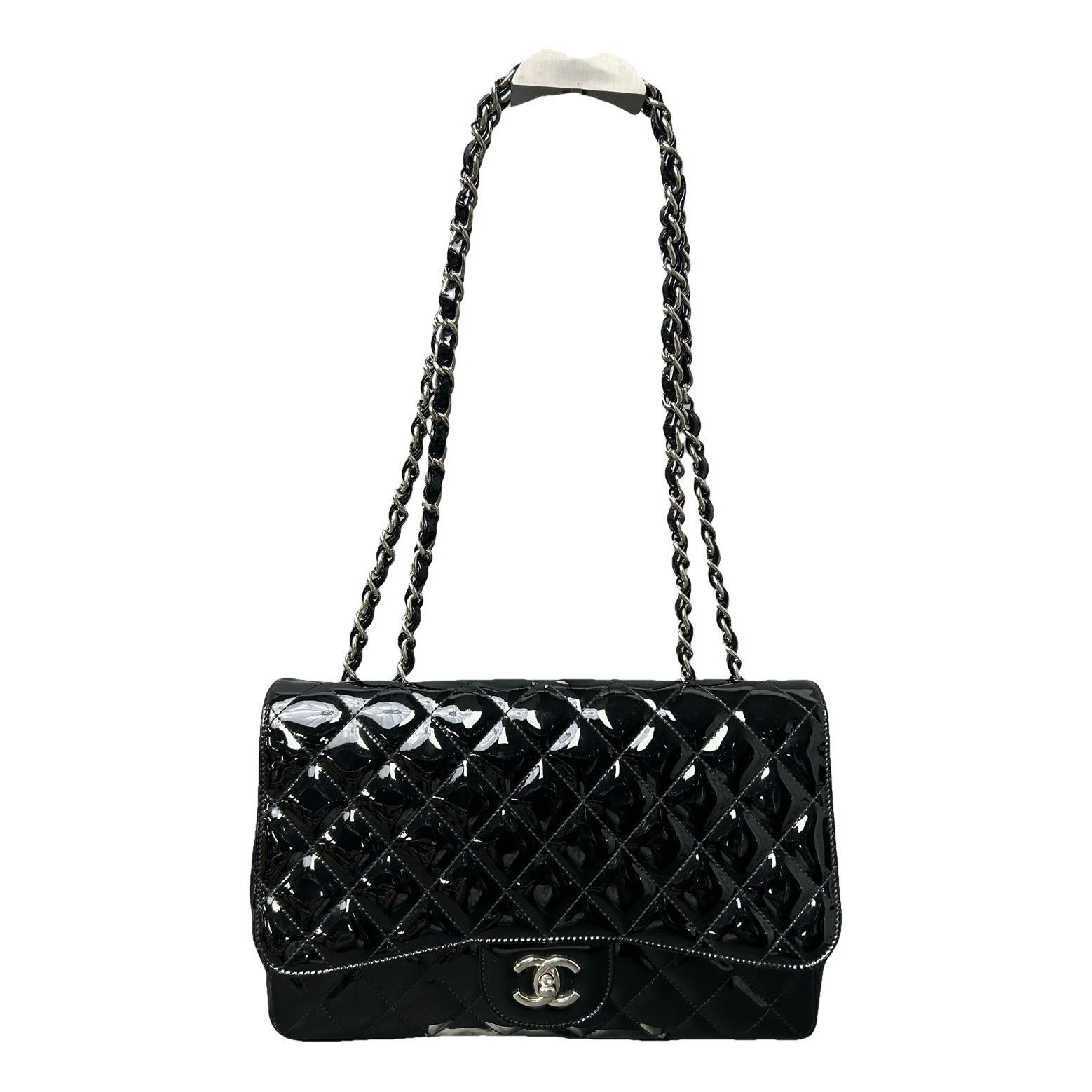 Timeless/Classique patent leather handbag
