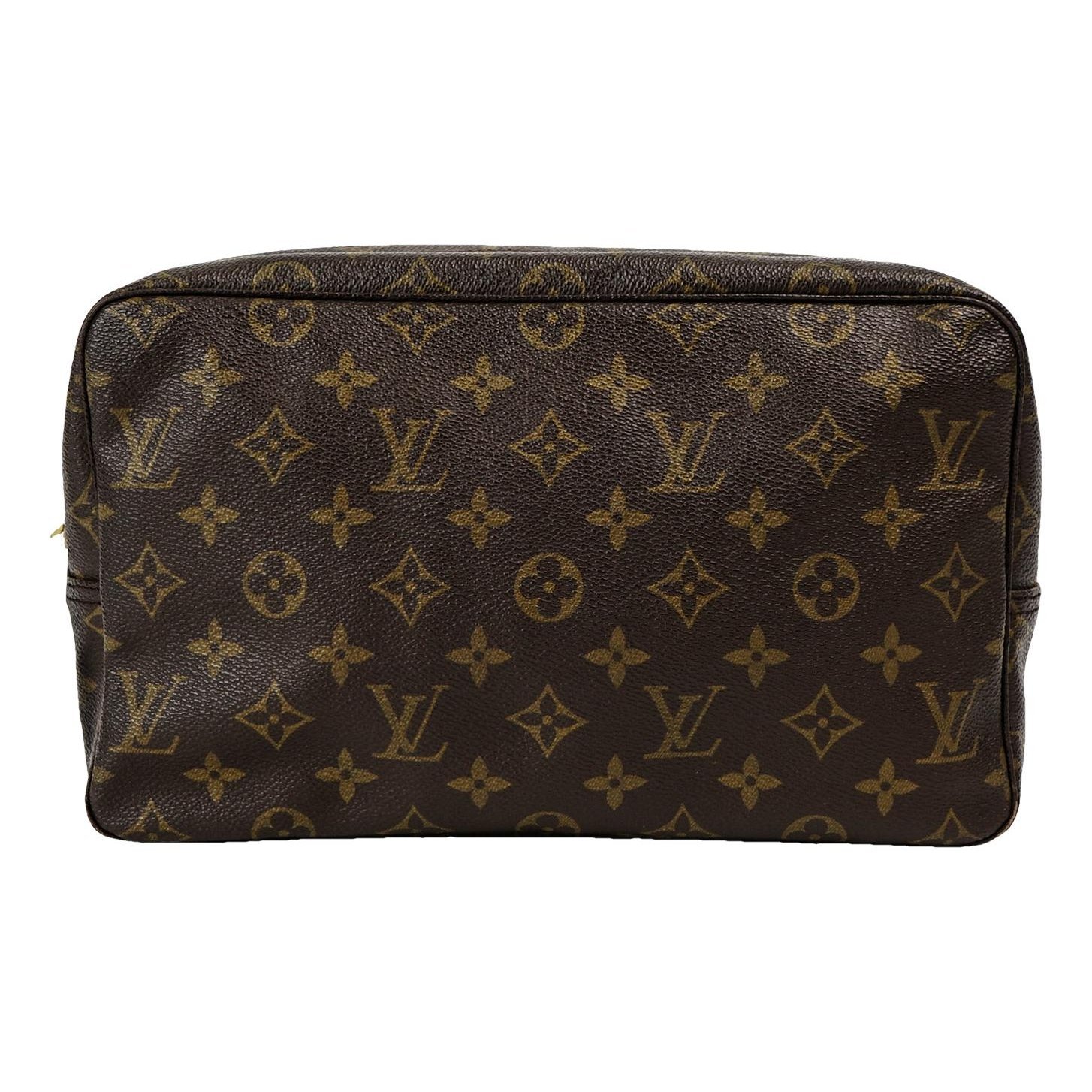 Louis Vuitton Leather handbag