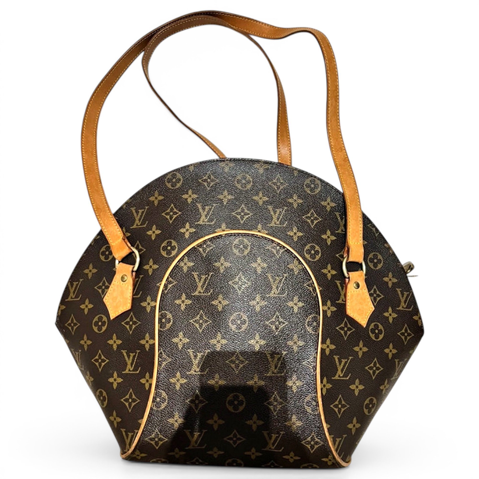 Ellipse leather handbag