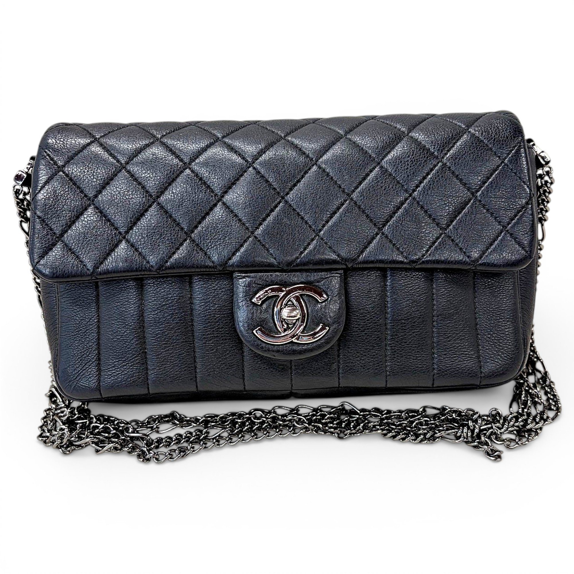 Timeless/Classique leather crossbody bag