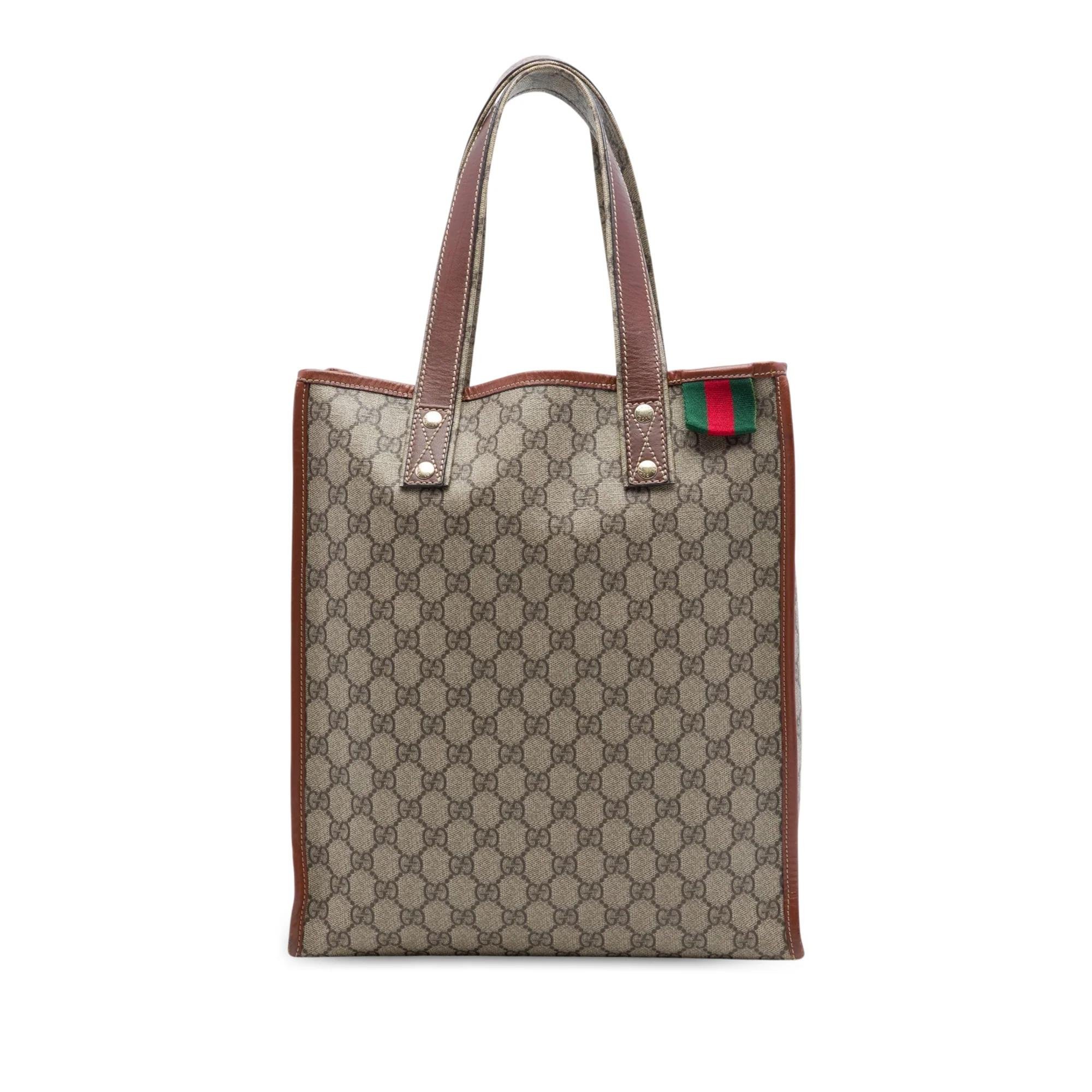 Gucci B leather handbag