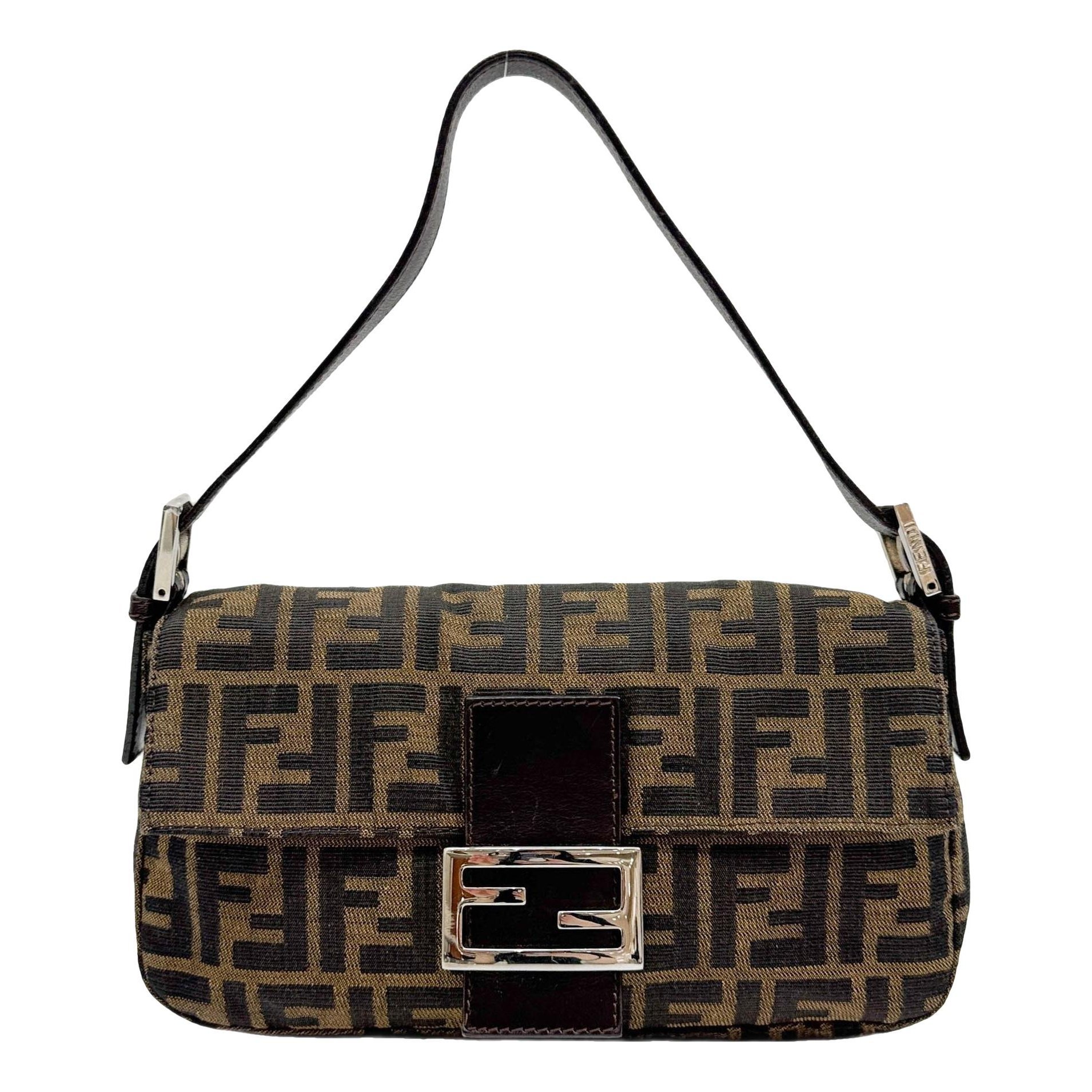 Baguette cloth handbag