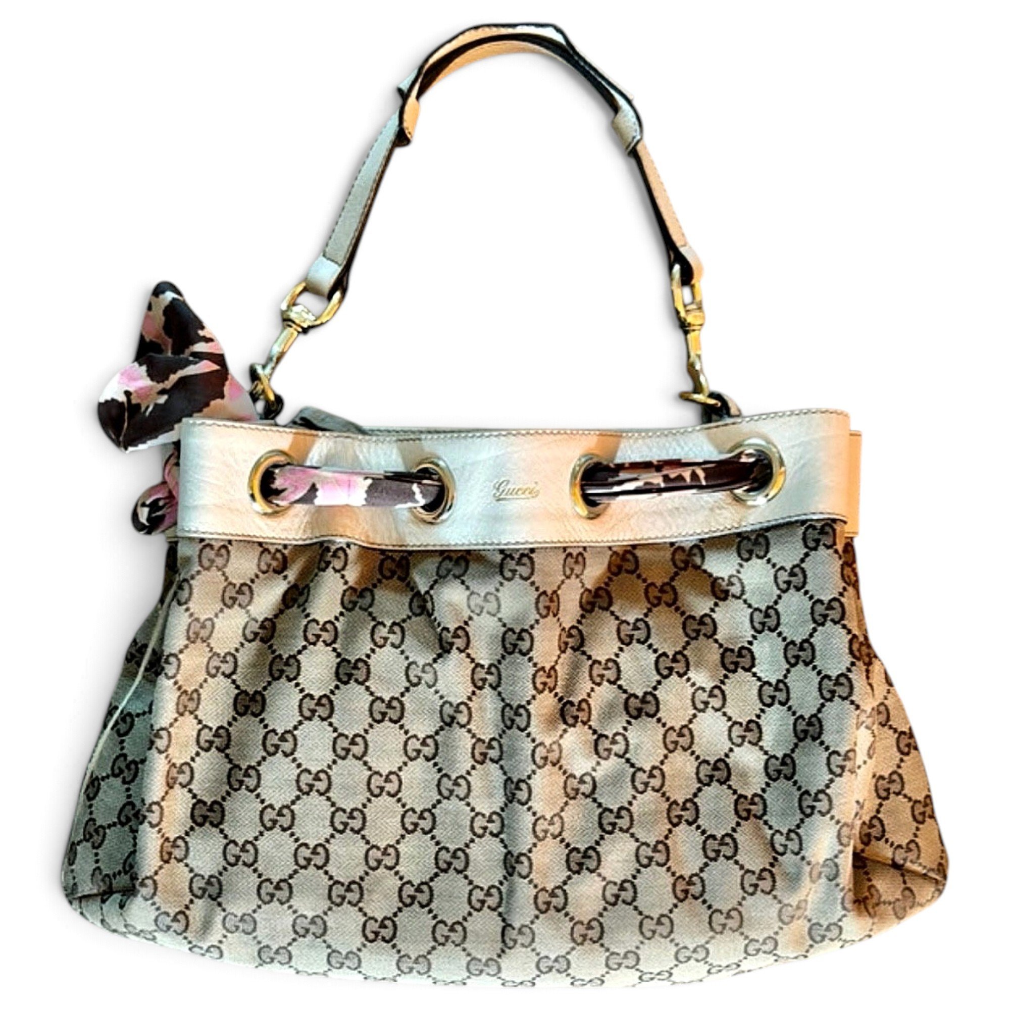 D-Ring leather handbag