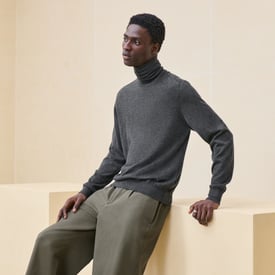 "Coutures inversees" turtleneck sweater