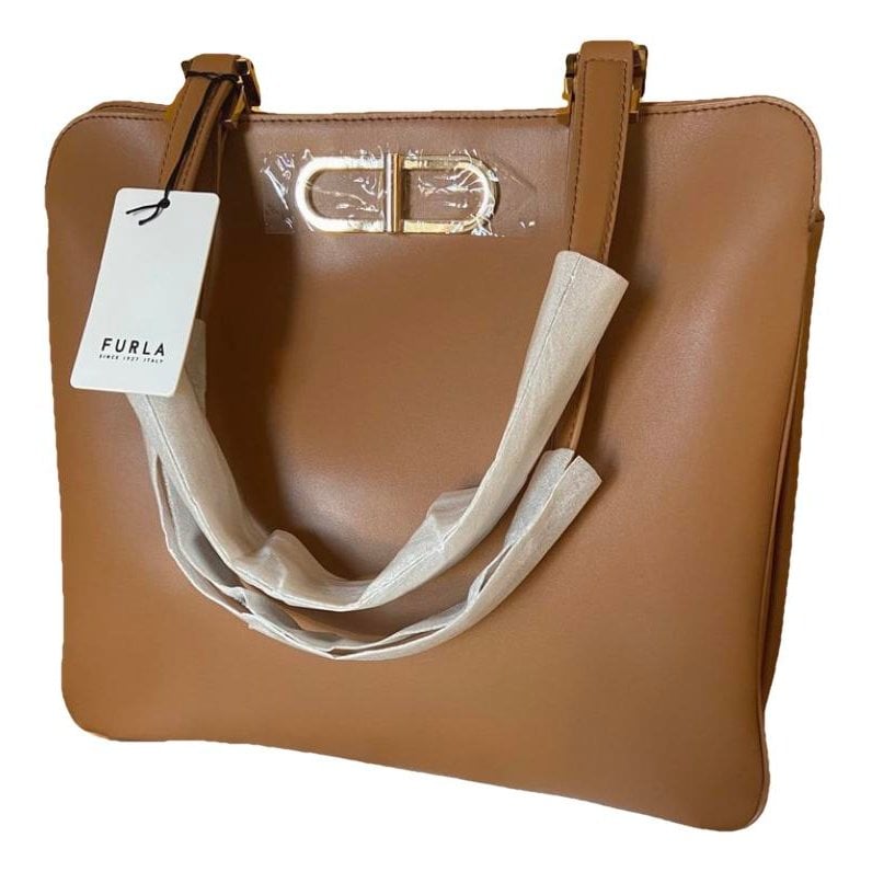 Leather handbag