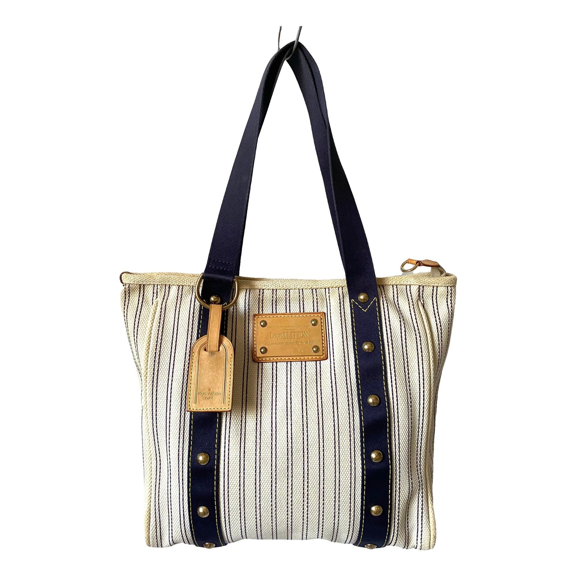 Antigua cloth handbag