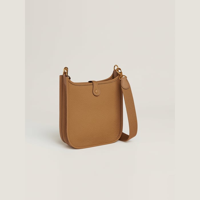 Evelyne 16 Amazone 백
