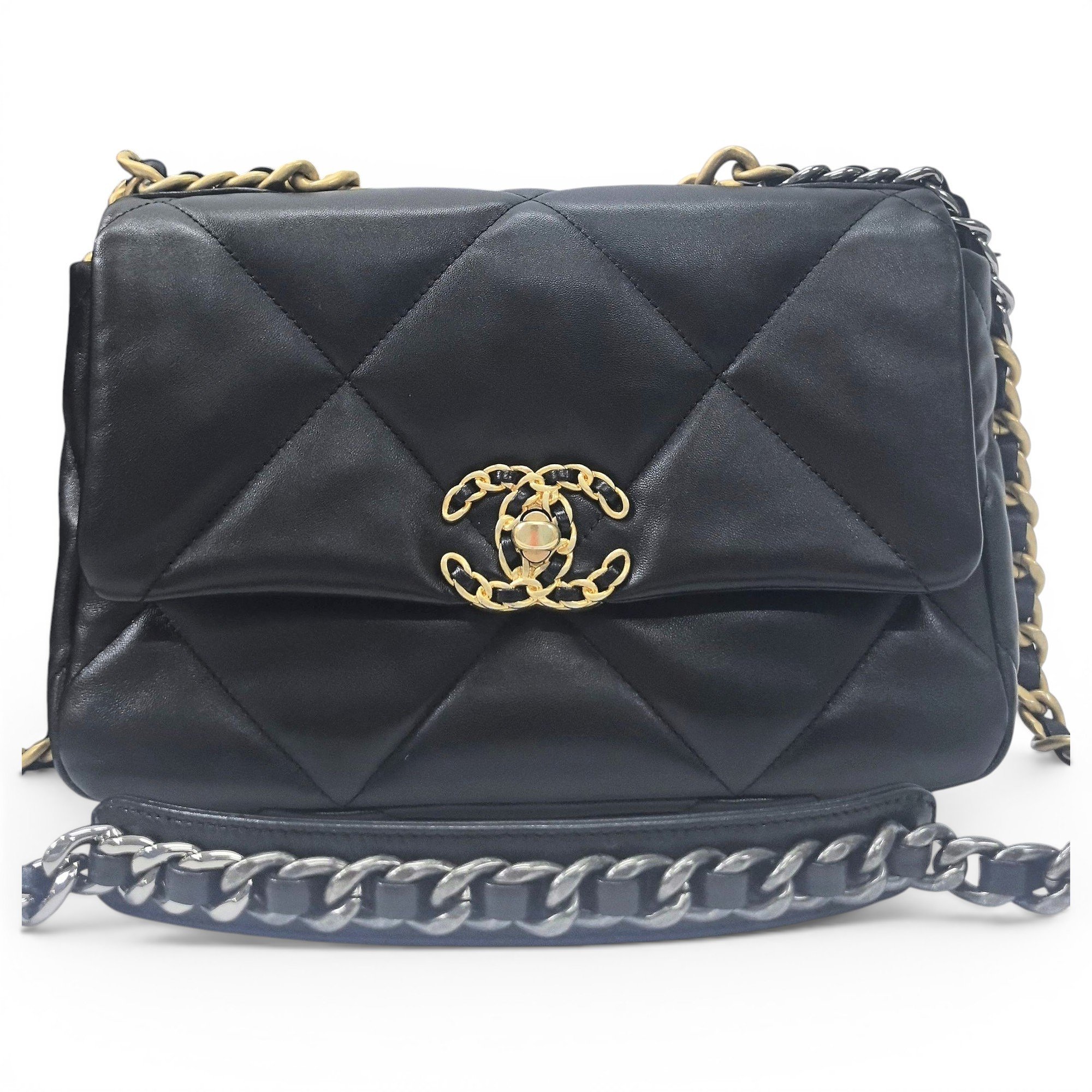 Chanel 19 leather handbag