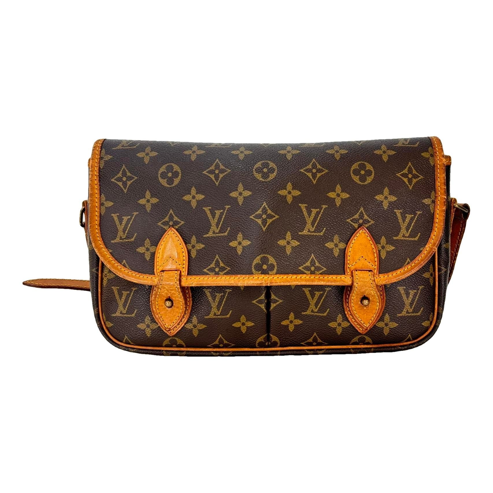 Gibeciere leather crossbody bag
