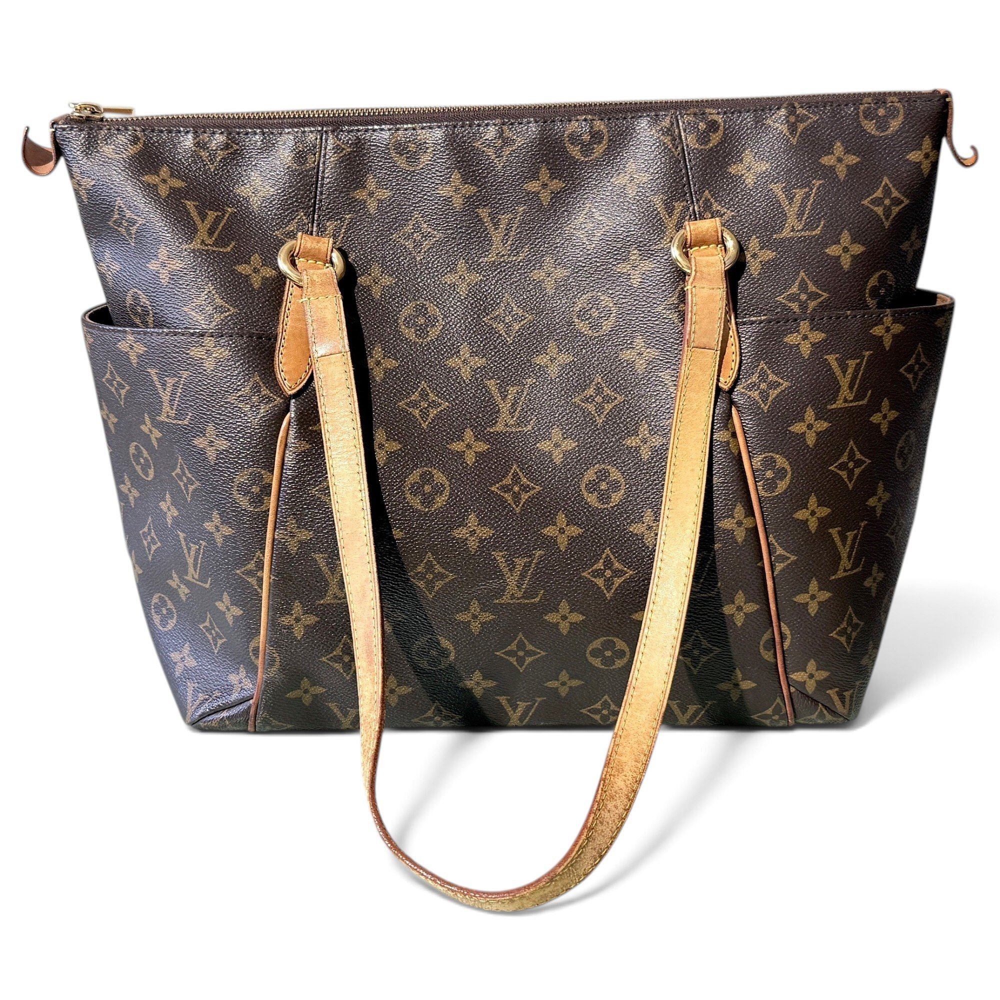 Totally leather tote