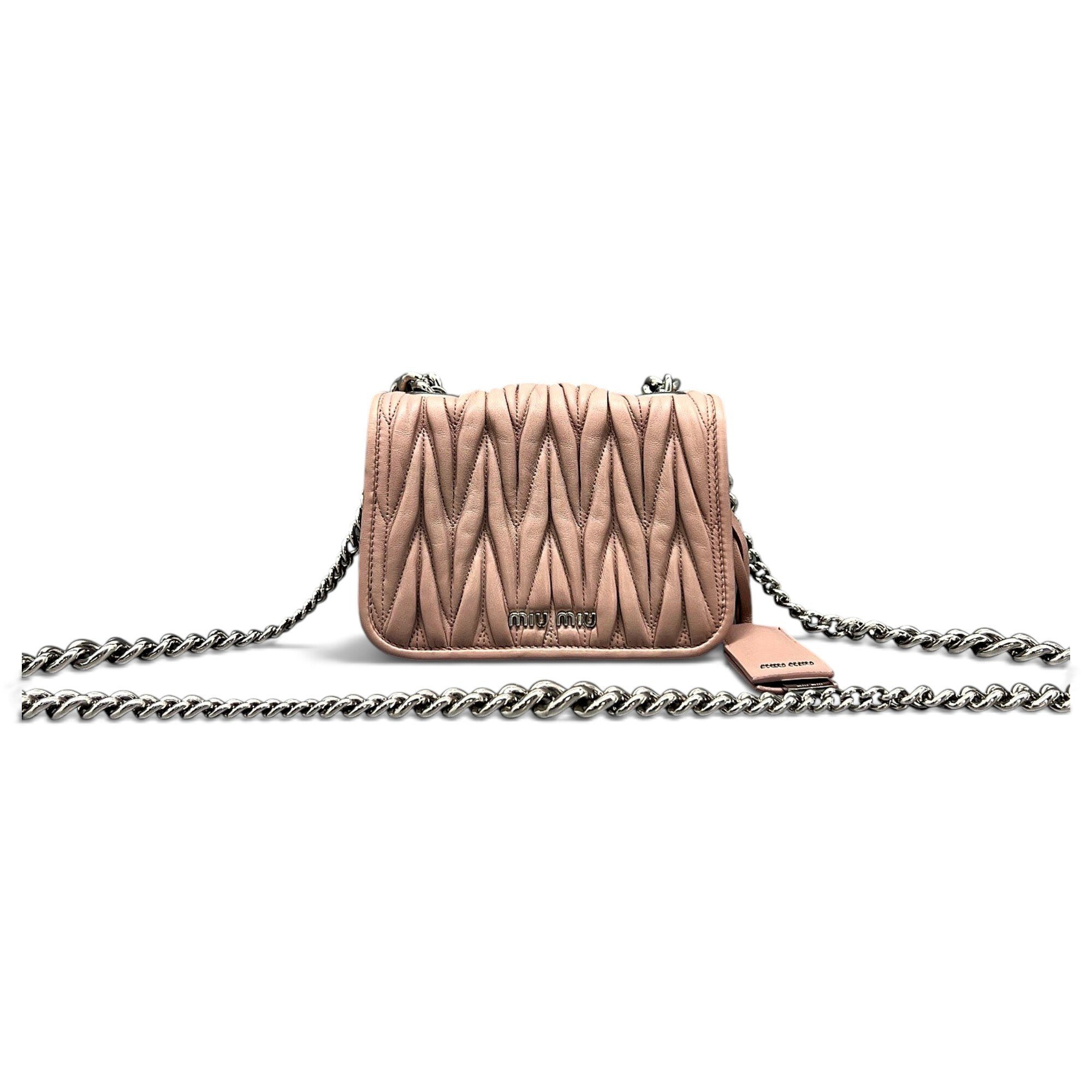 Matelassé leather handbag