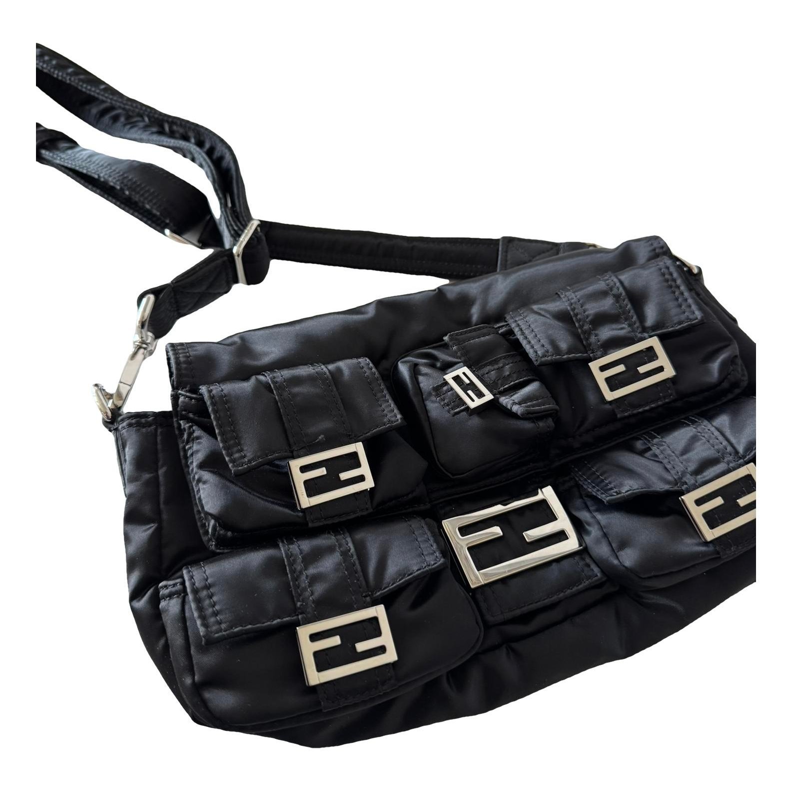 Baguette handbag