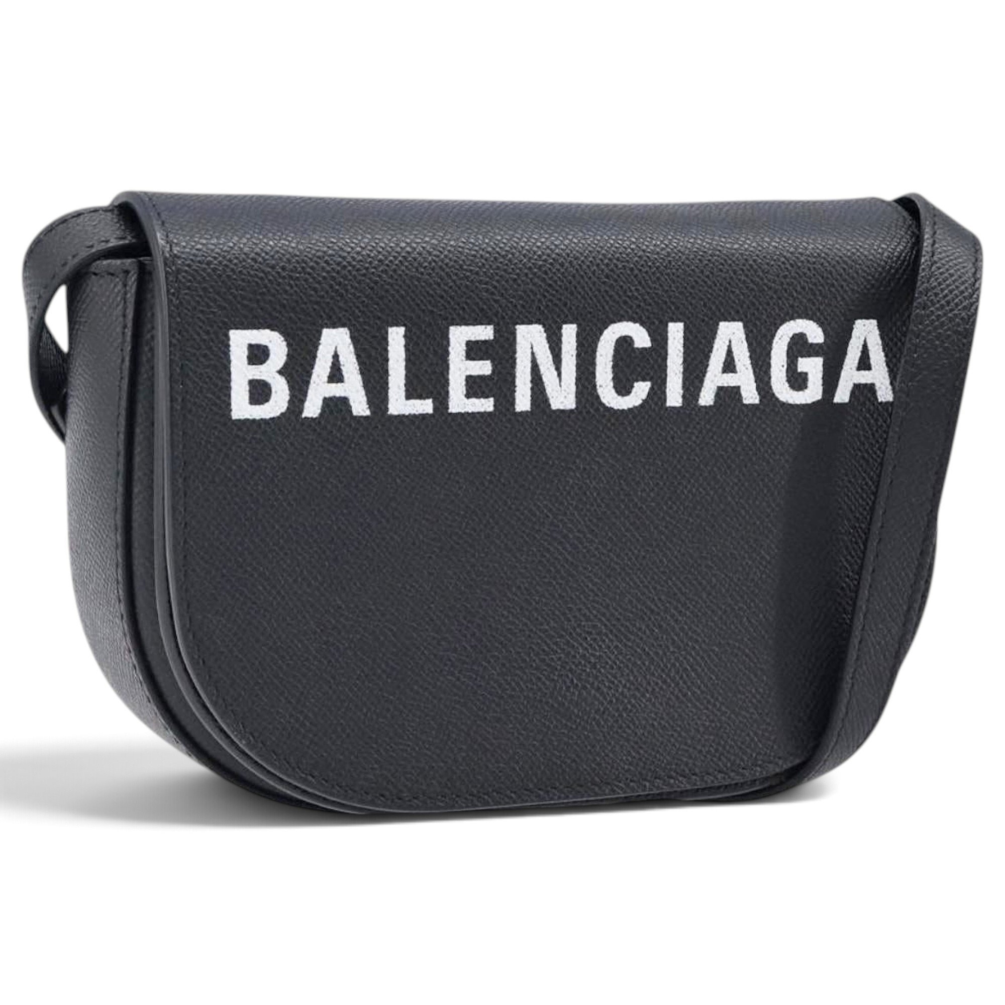 Everyday leather handbag