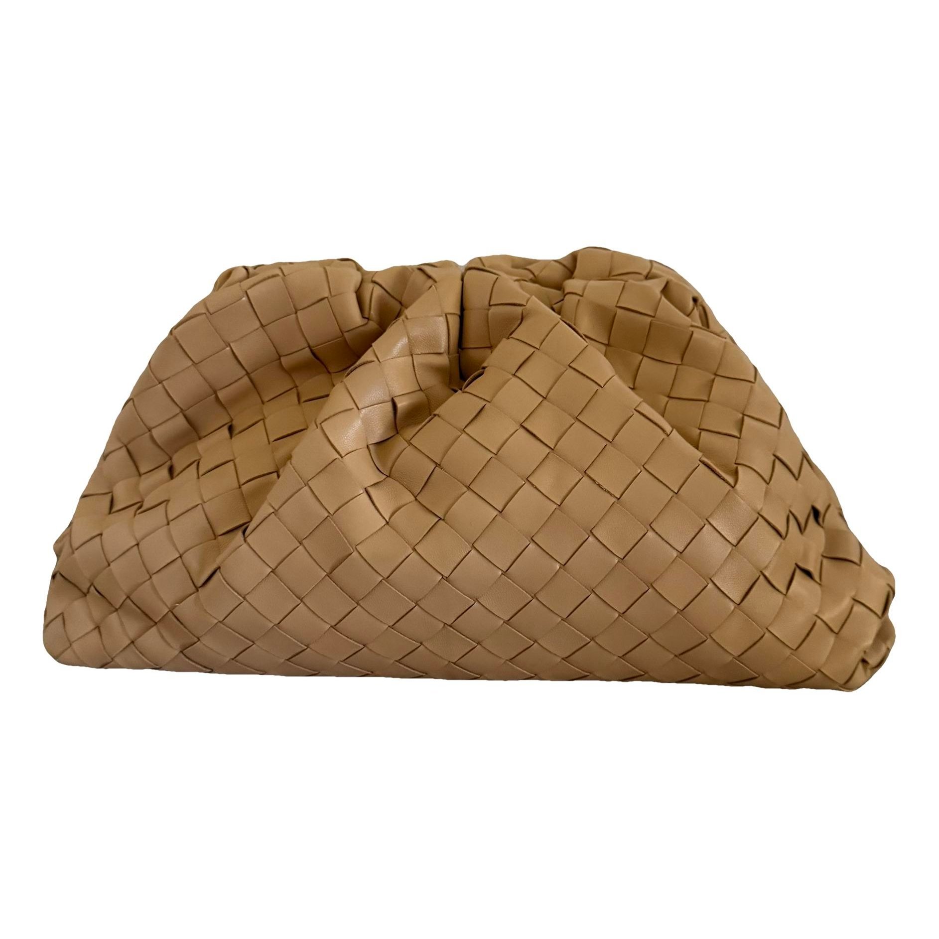 Pouch leather handbag
