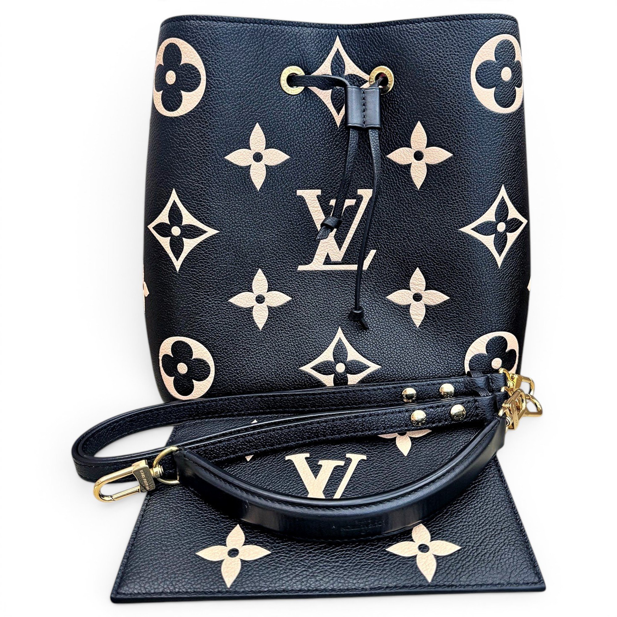 NéoNoé leather handbag