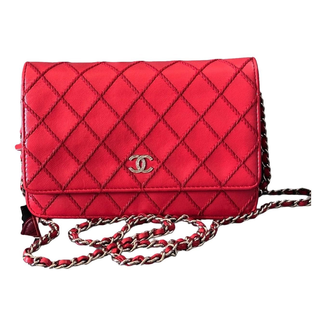 Wallet On Chain Timeless/Classique leather crossbody bag