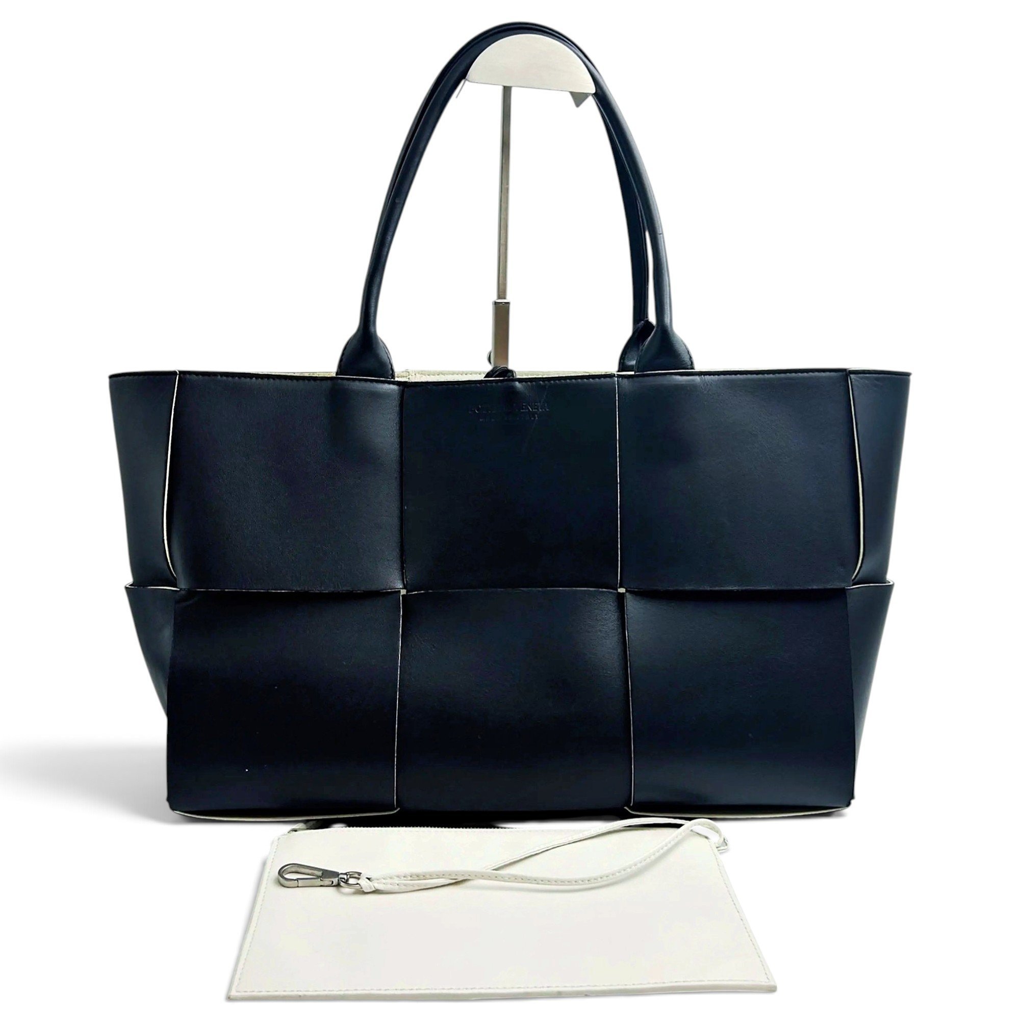 Arco leather handbag