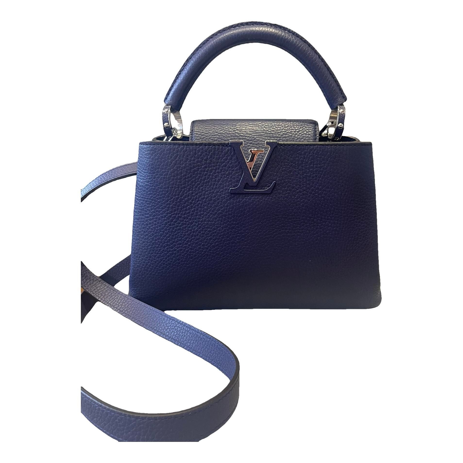 Capucines leather handbag